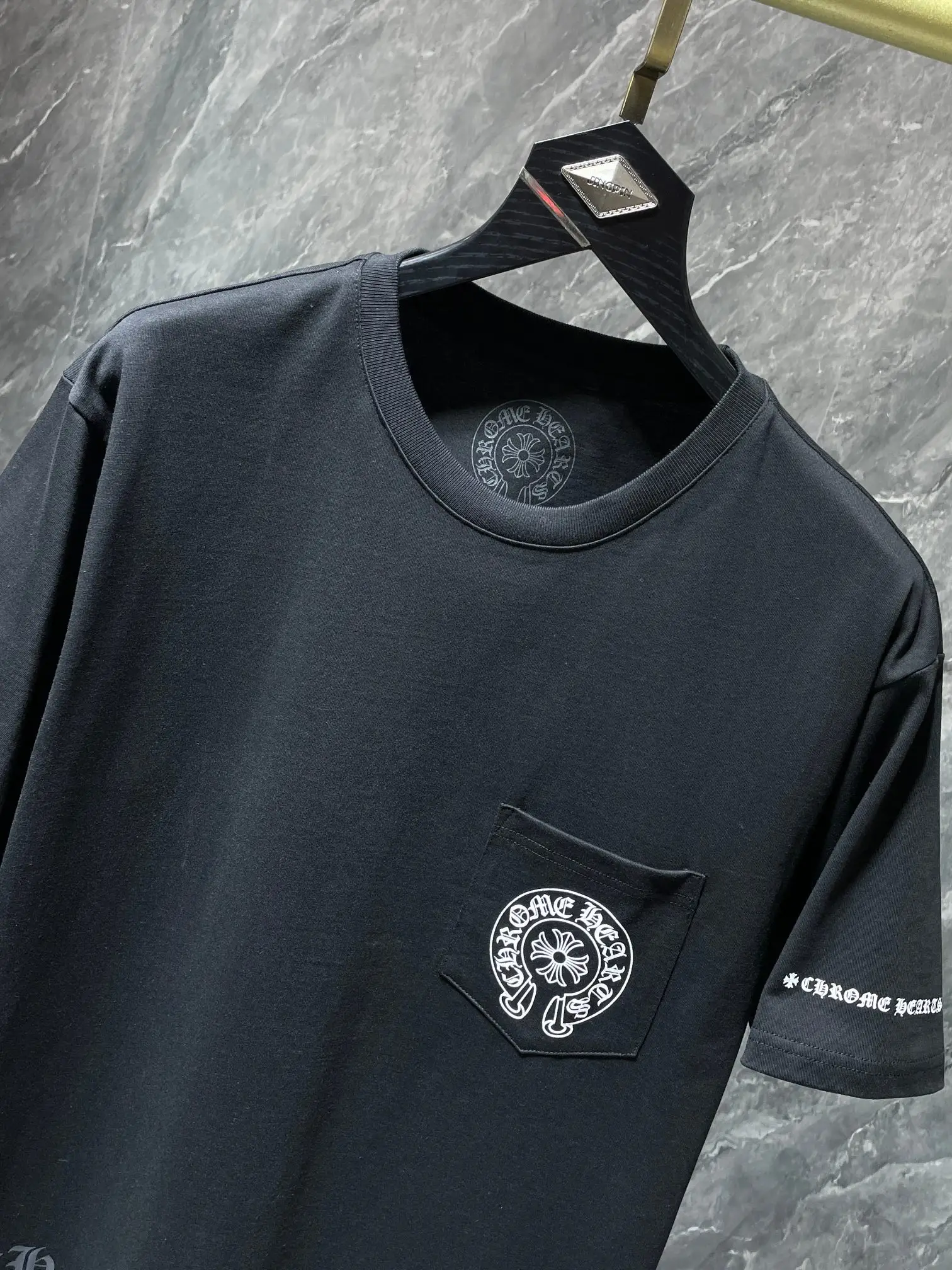 Chrome Hearts Horseshoe Logo Pocket T-Shirt D10512038 — view 7
