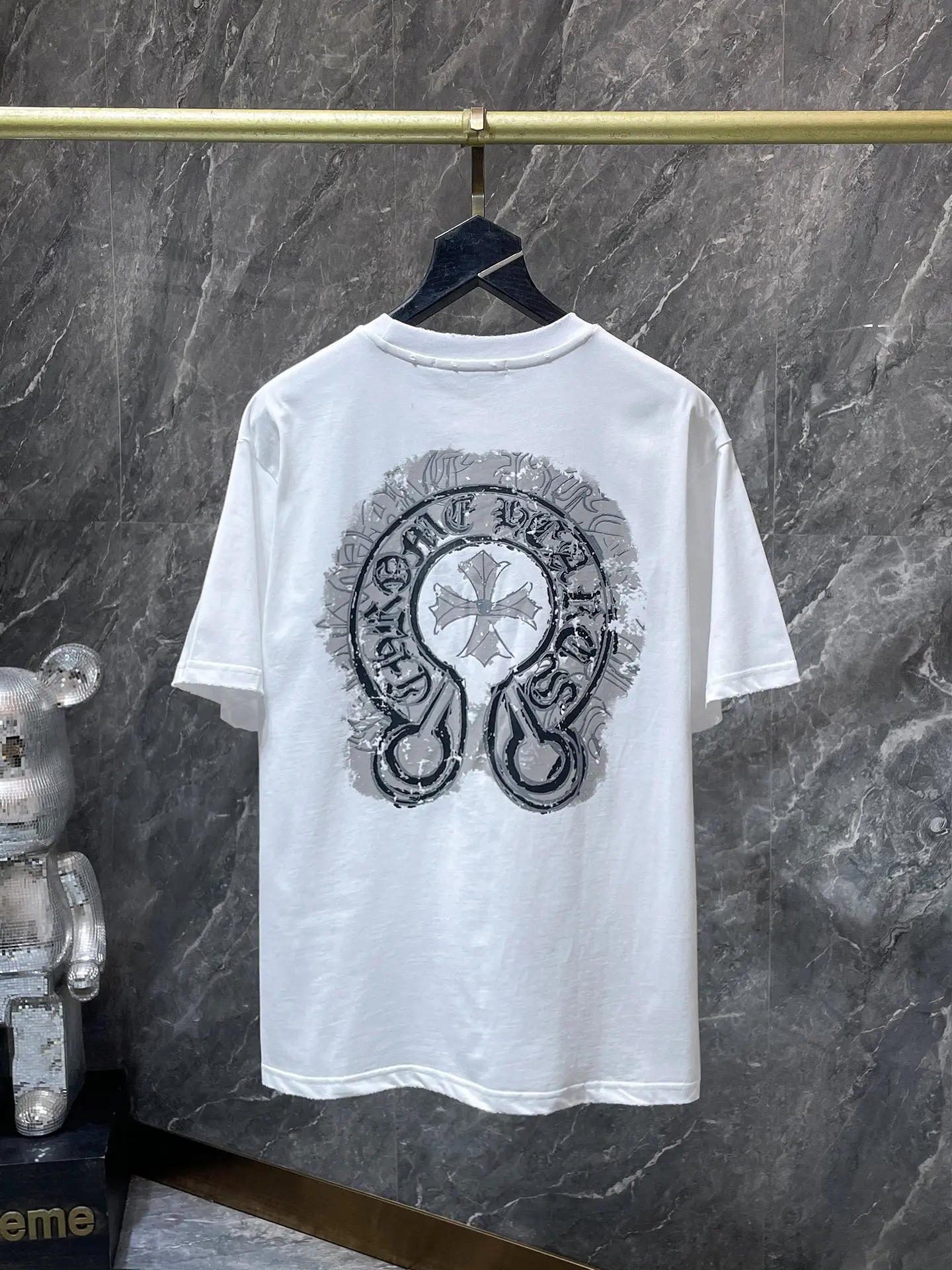 Horseshoe Logo Flocked Cotton T-Shirt D6515856 — view 3