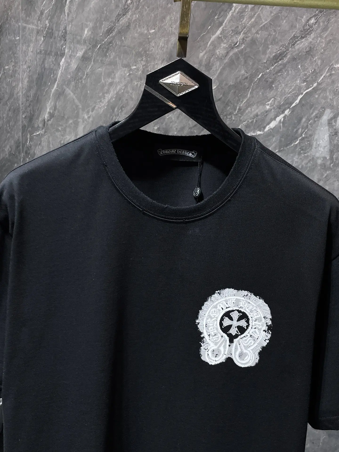 Horseshoe Logo Flocked Cotton T-Shirt D6515857 — view 4