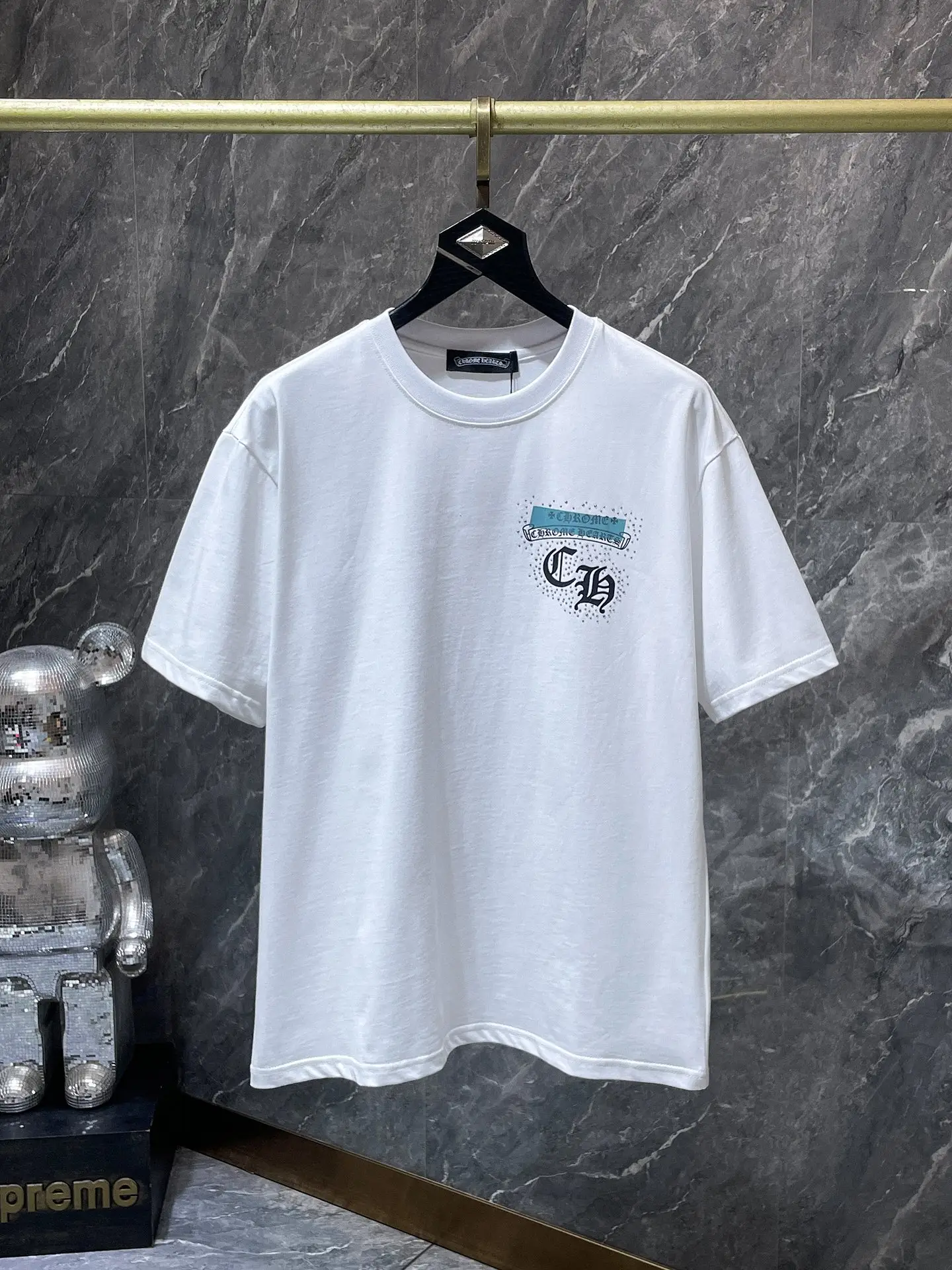 Rhinestone Logo Graphic T-Shirt D6515837