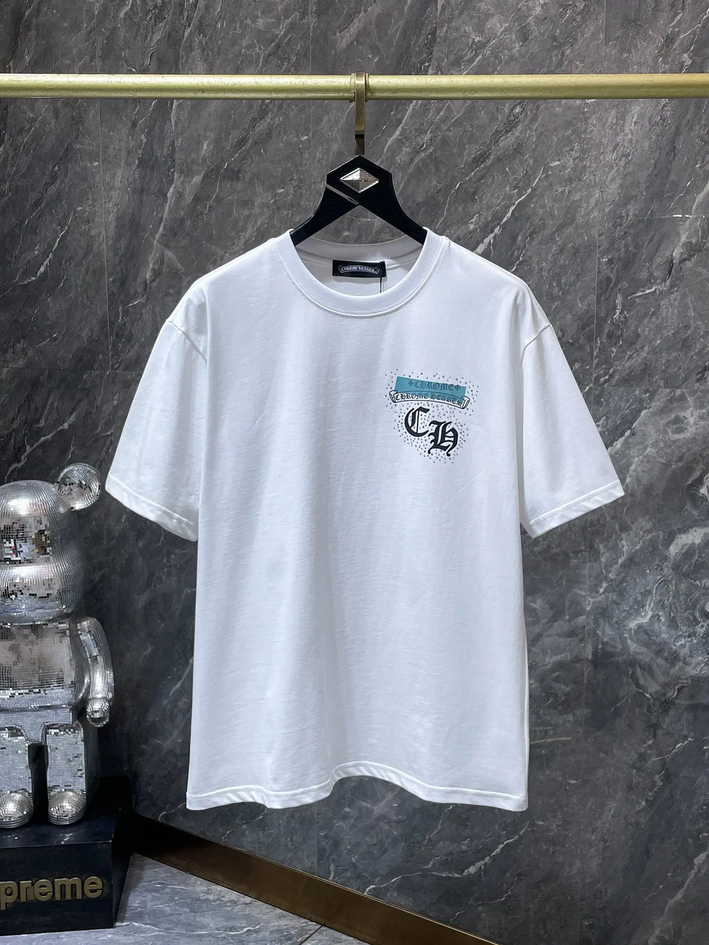 Rhinestone Logo Graphic T-Shirt D6515837