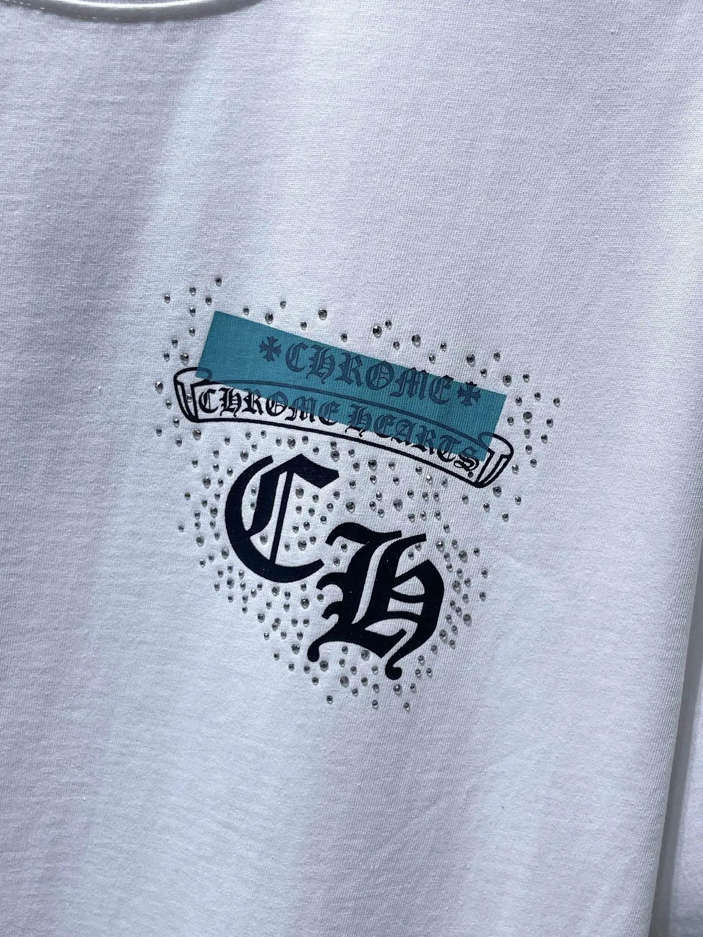 Rhinestone Logo Graphic T-Shirt D6515837 — view 5