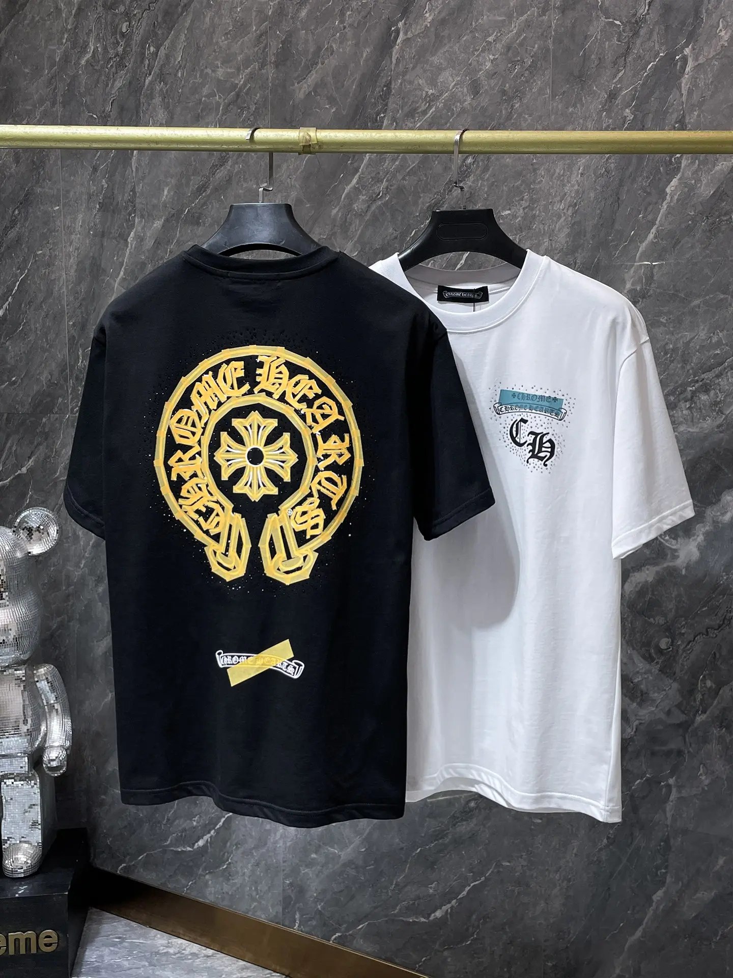 Rhinestone Logo Graphic T-Shirt D6515837 — view 9