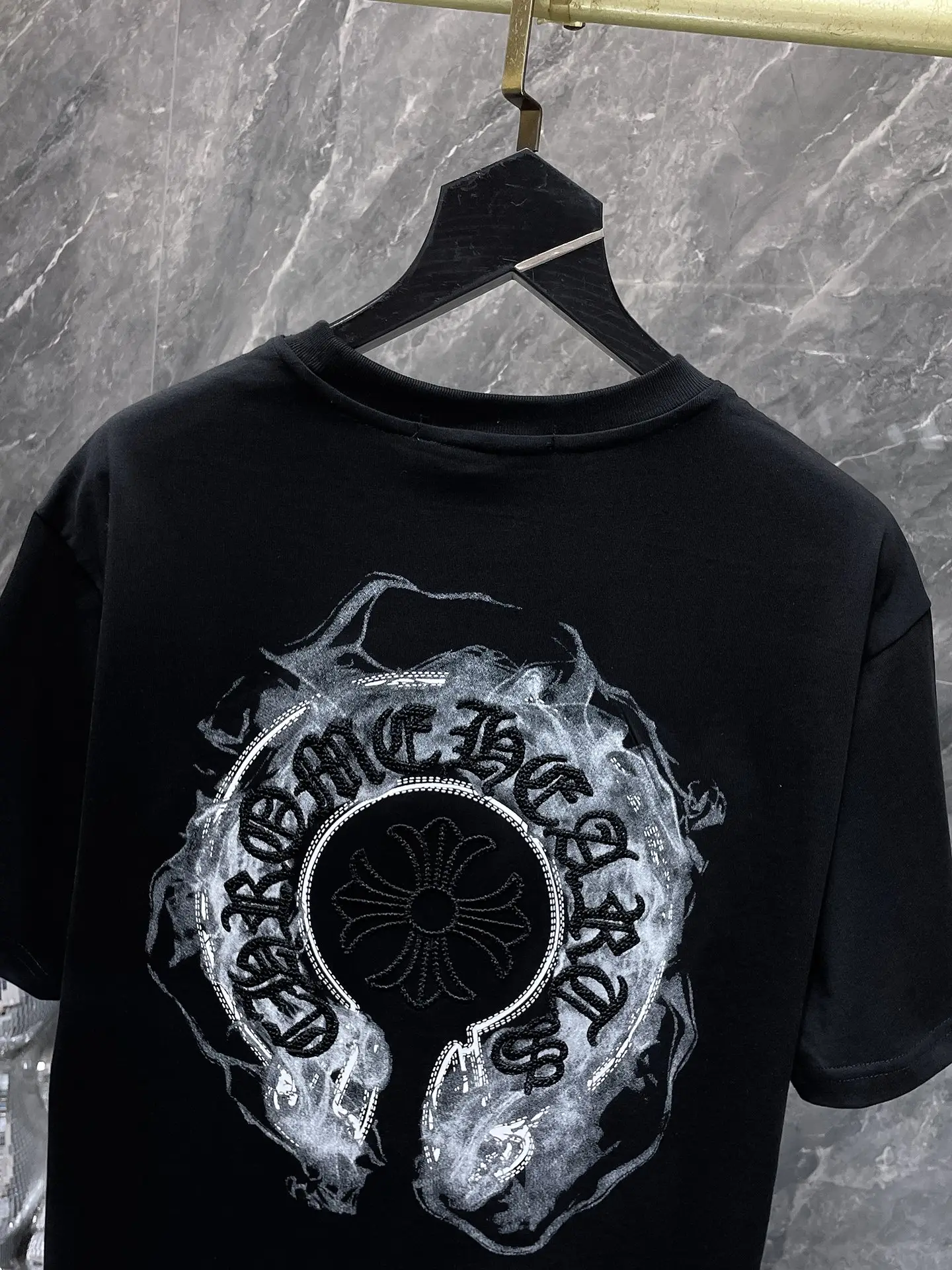 Horseshoe Cross Embroidery Cotton T-Shirt D11812004 — view 6