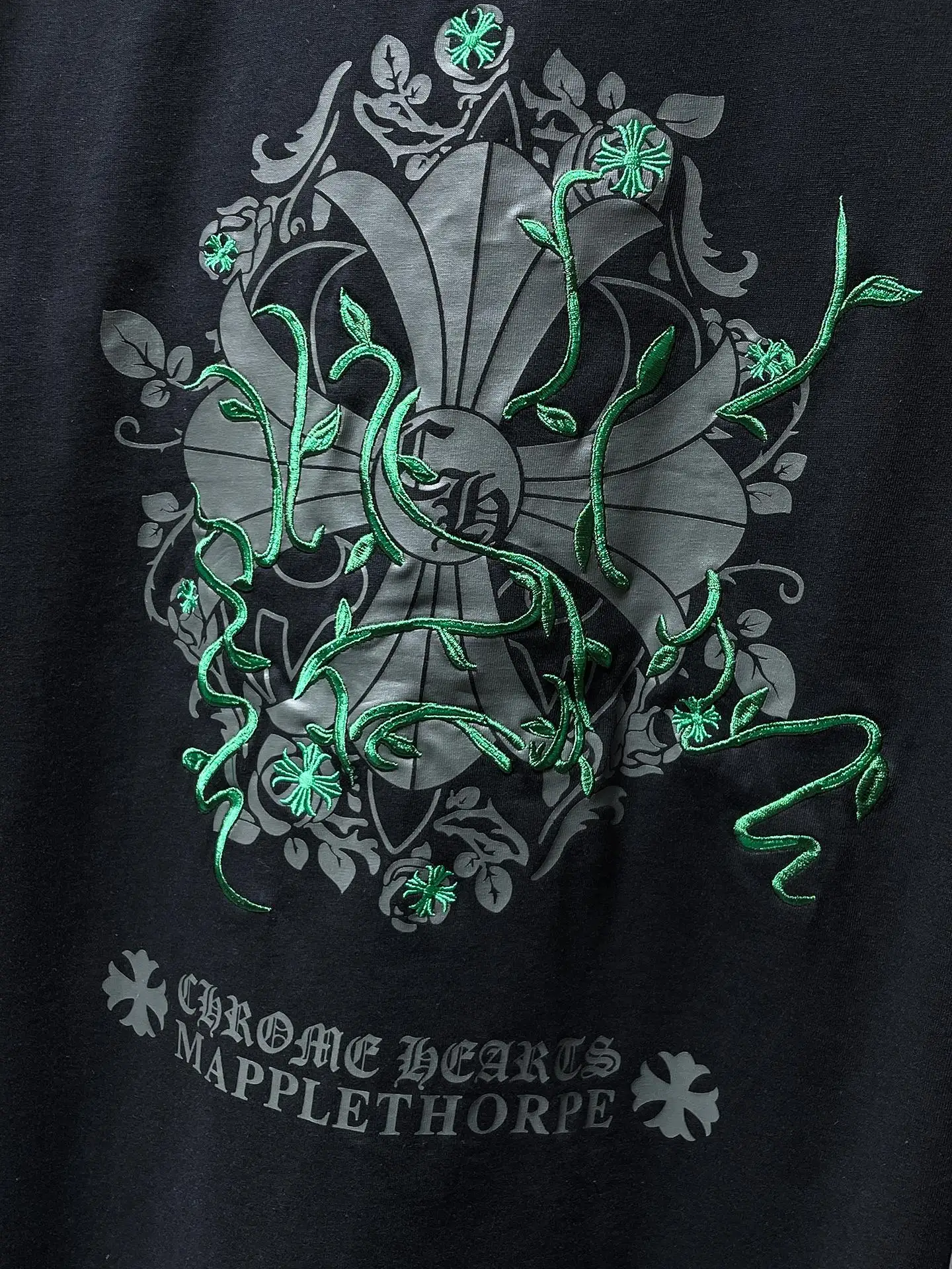 Embroidered Horseshoe Logo Cotton T-Shirt D12012008 — view 5