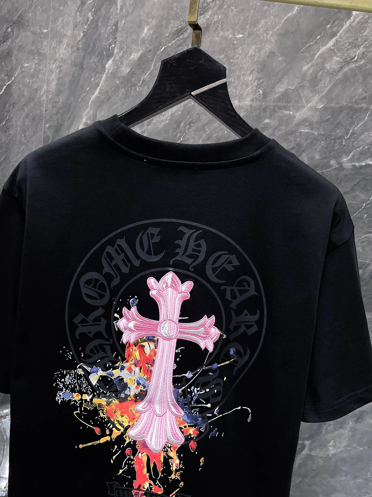 Paint-Splatter Cross Patch T-Shirt D12011999 — view 6