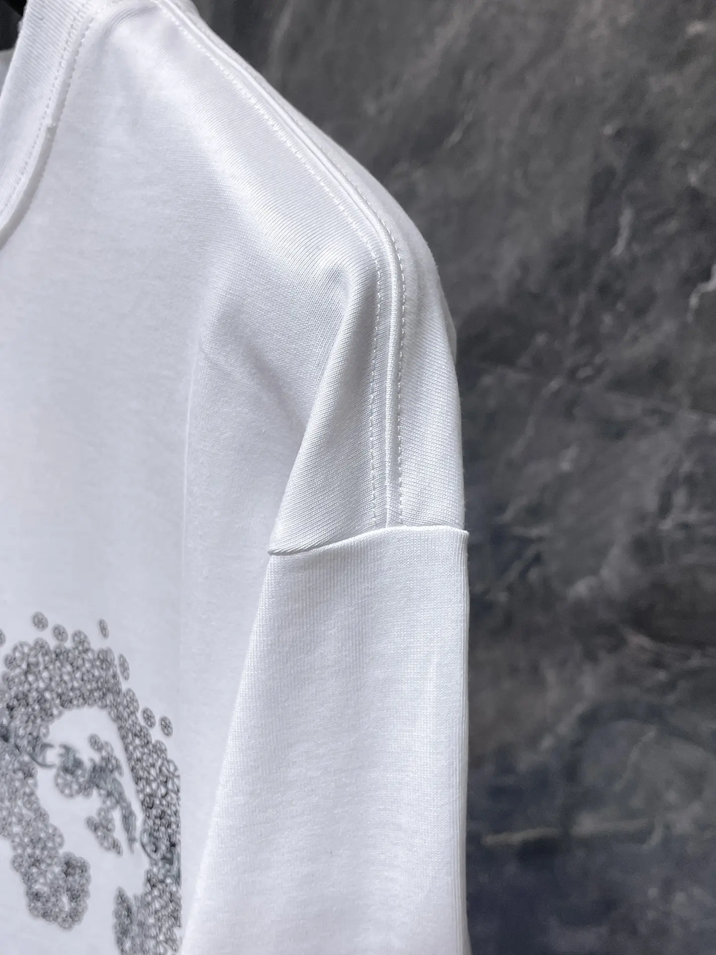 Embroidered Horseshoe Logo Cotton T-Shirt D12512010 — view 8