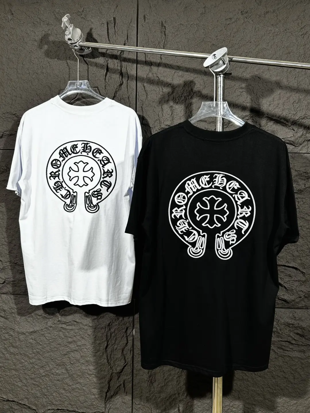 Horseshoe Logo Appliqué Cotton T-Shirt D11511996