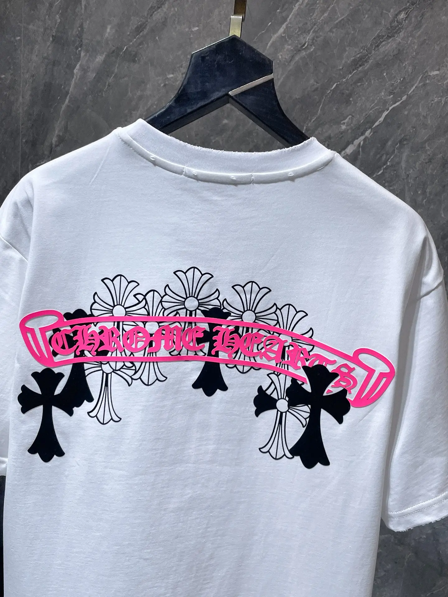 Scroll Logo Graphic T-Shirt D11812007 — view 6