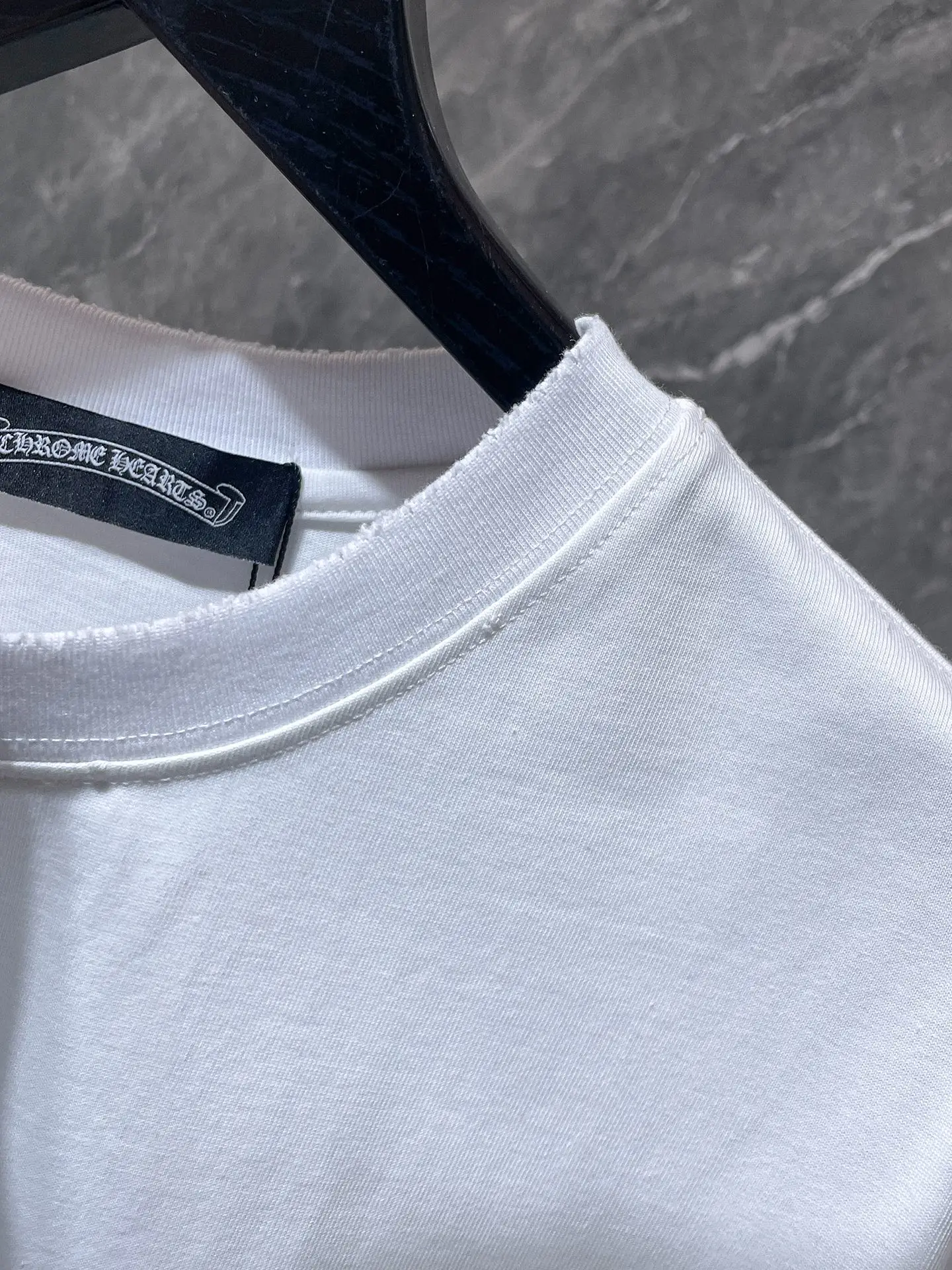 Scroll Logo Graphic T-Shirt D11812007 — view 7