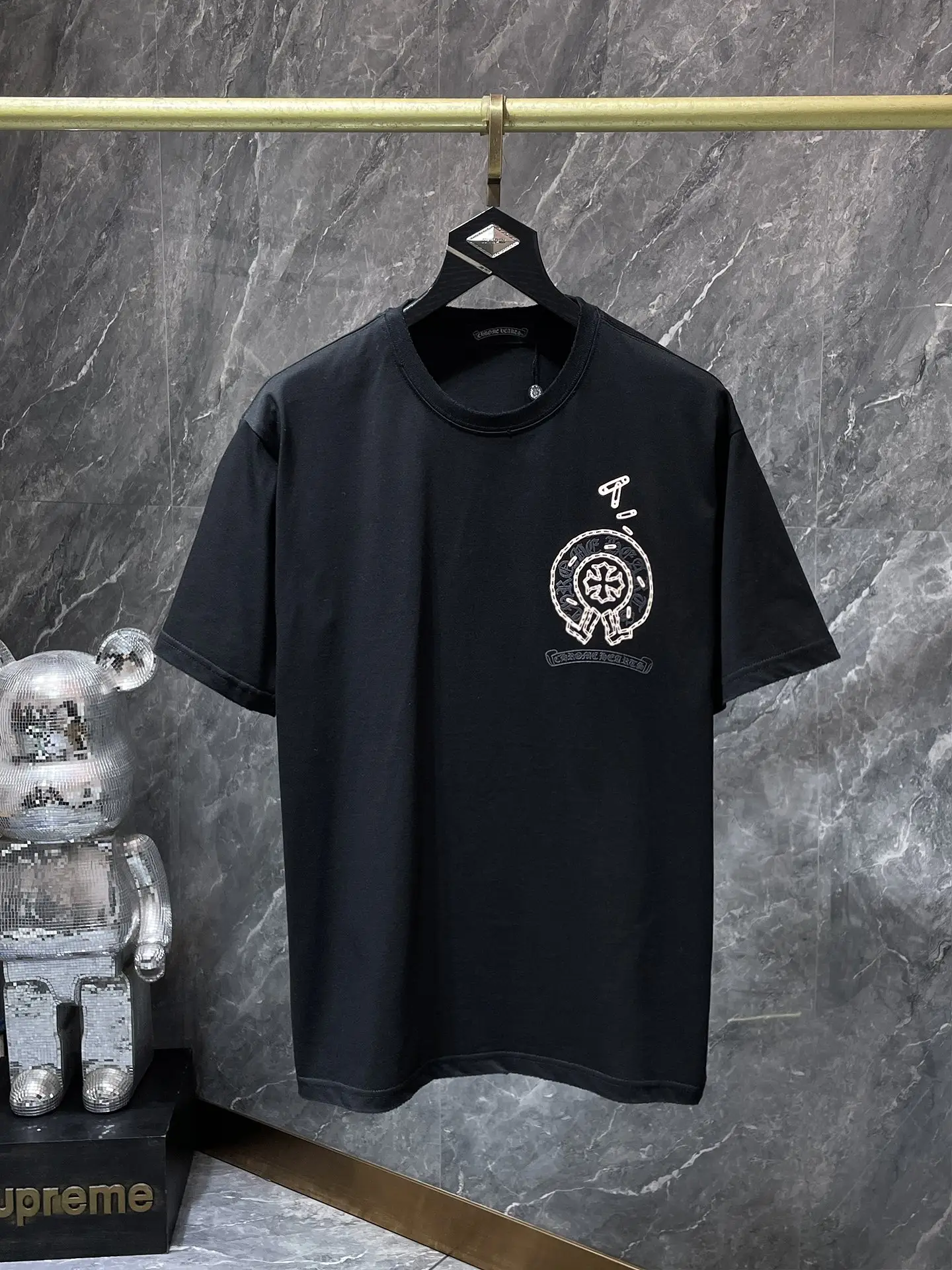 Horseshoe Logo Flocked Cotton T-Shirt D11812012