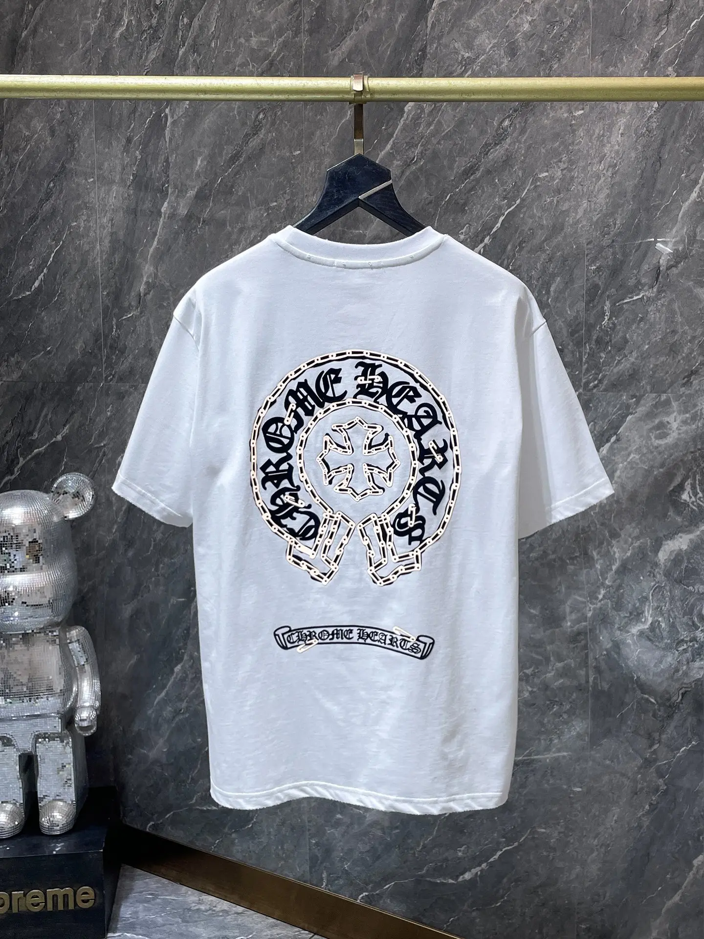 Horseshoe Logo Distressed Cotton T-Shirt D6815838 — view 3