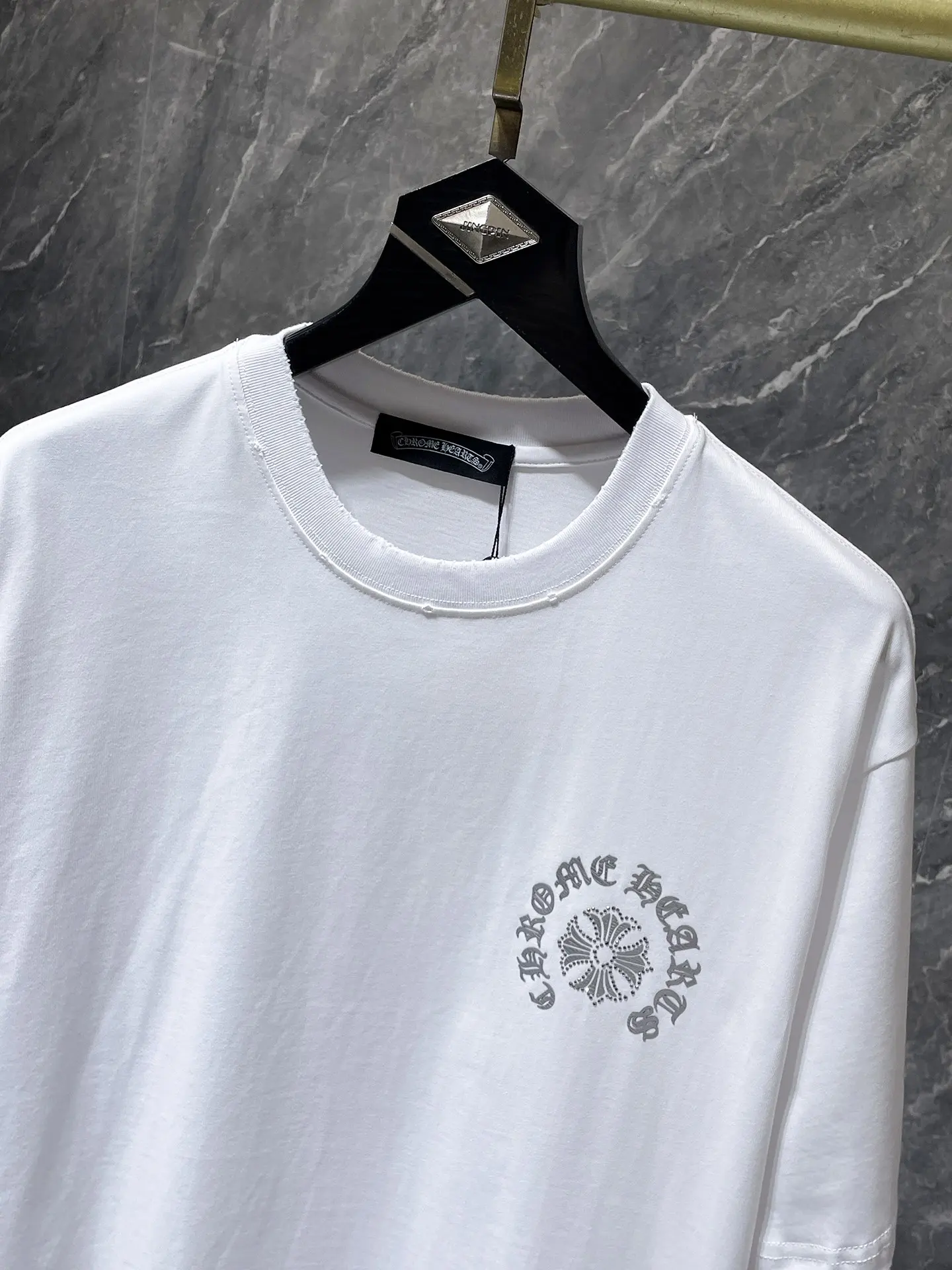 Rhinestone Horseshoe Logo Cotton T-Shirt D7015820 — view 3