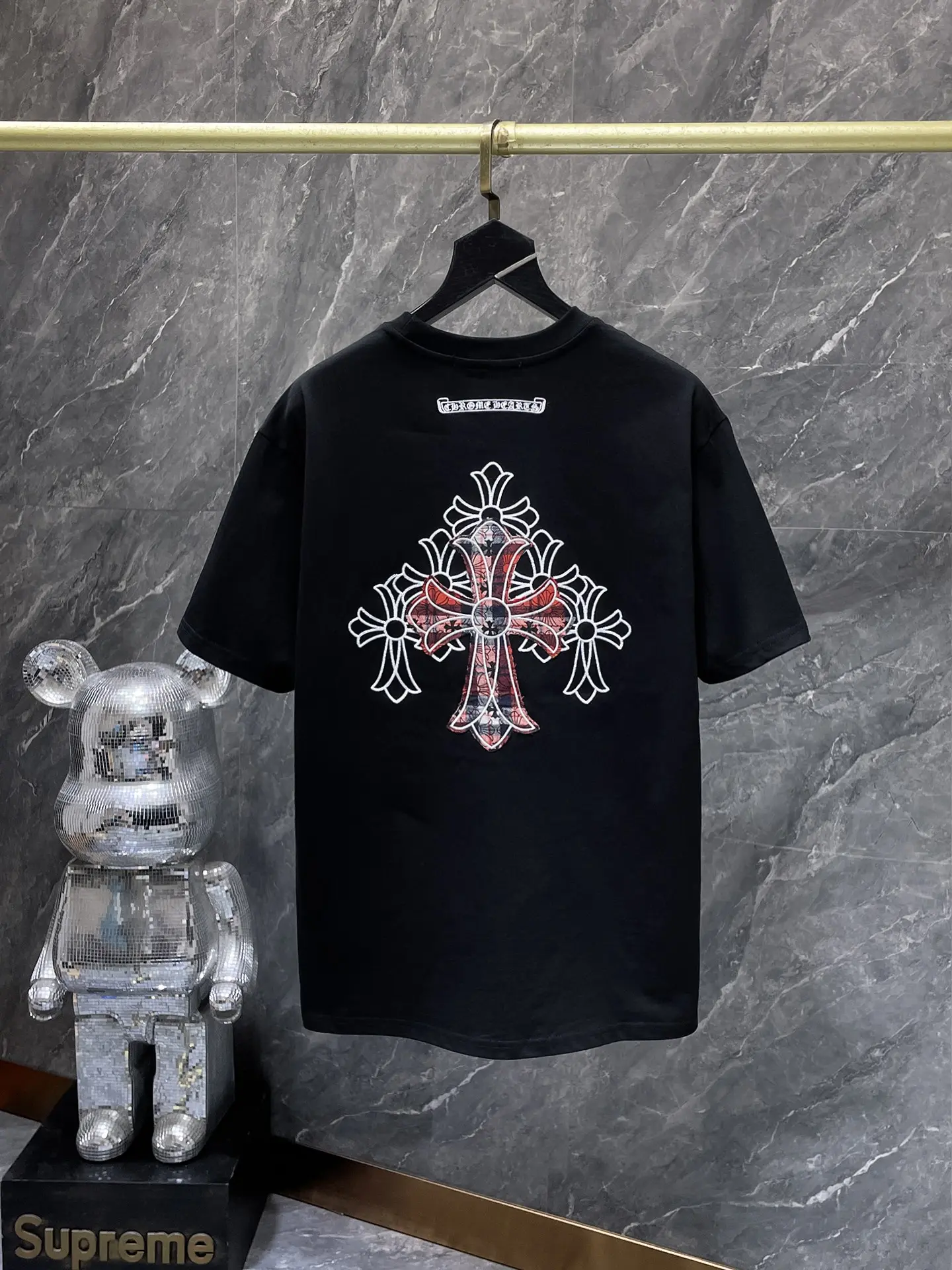 Cross Patch Embroidered Cotton T-Shirt D7015832 — view 3