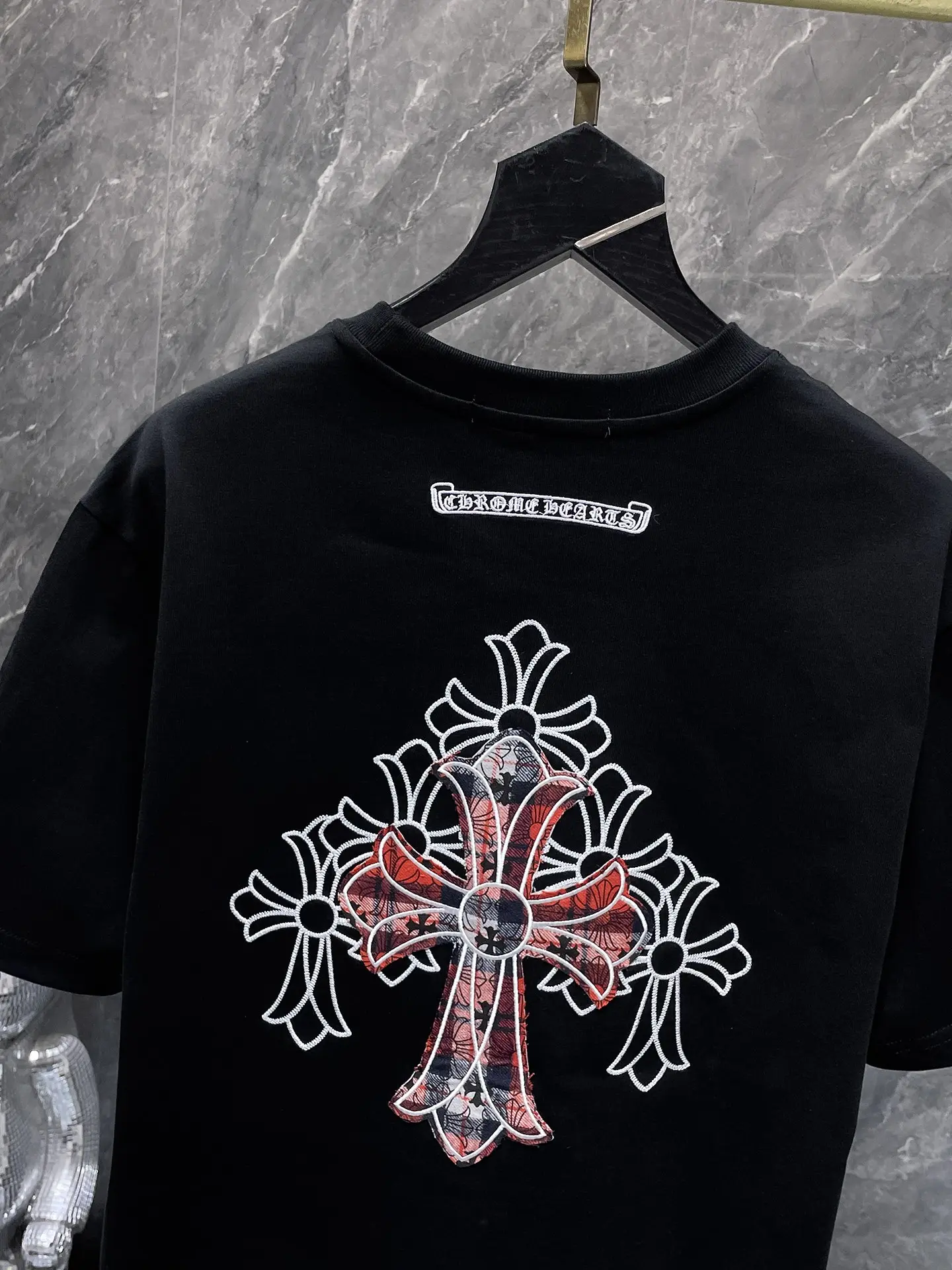 Cross Patch Embroidered Cotton T-Shirt D7015832 — view 6