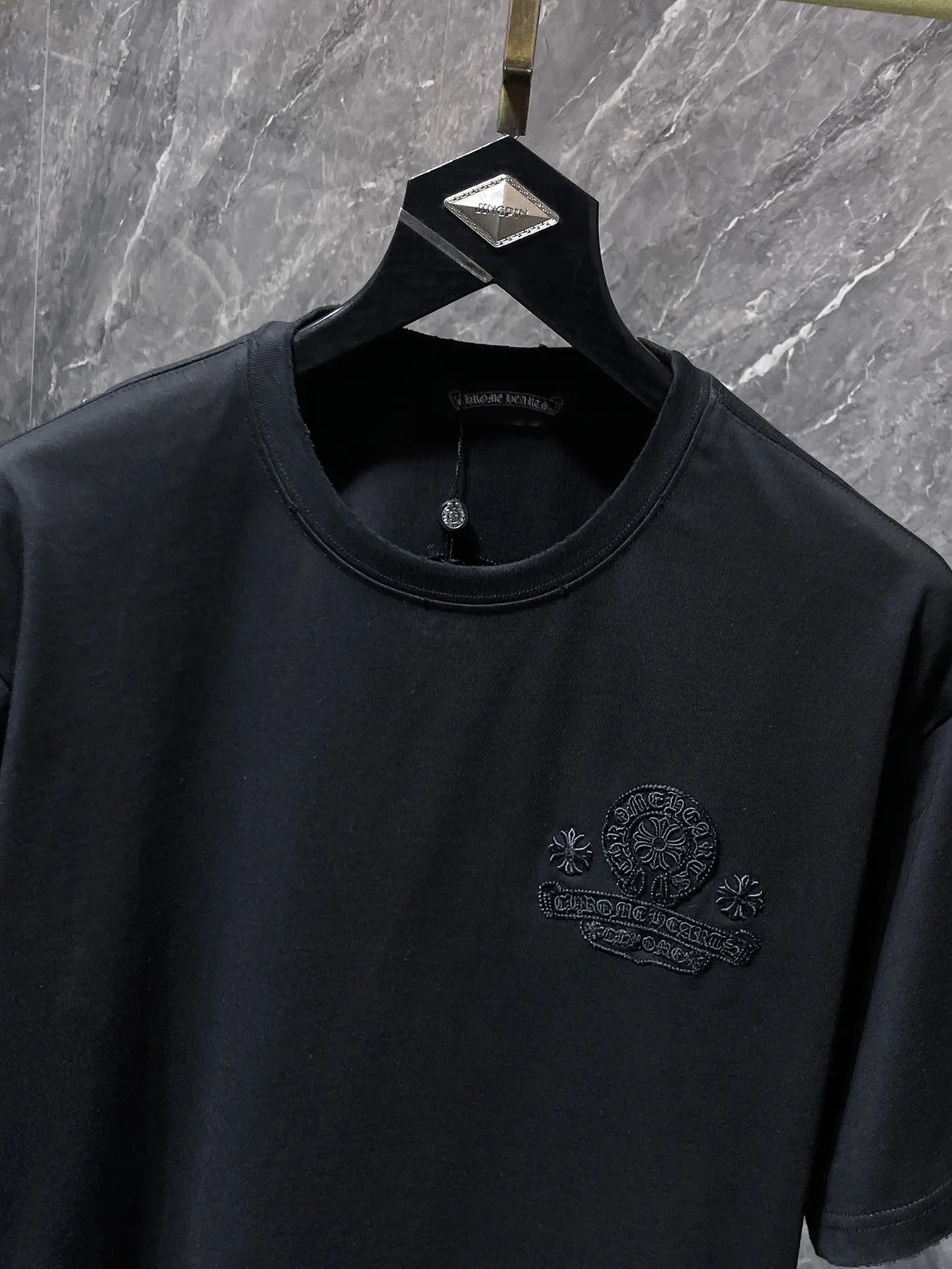 Embroidered Horseshoe Logo Cotton T-Shirt D6815817 — view 4