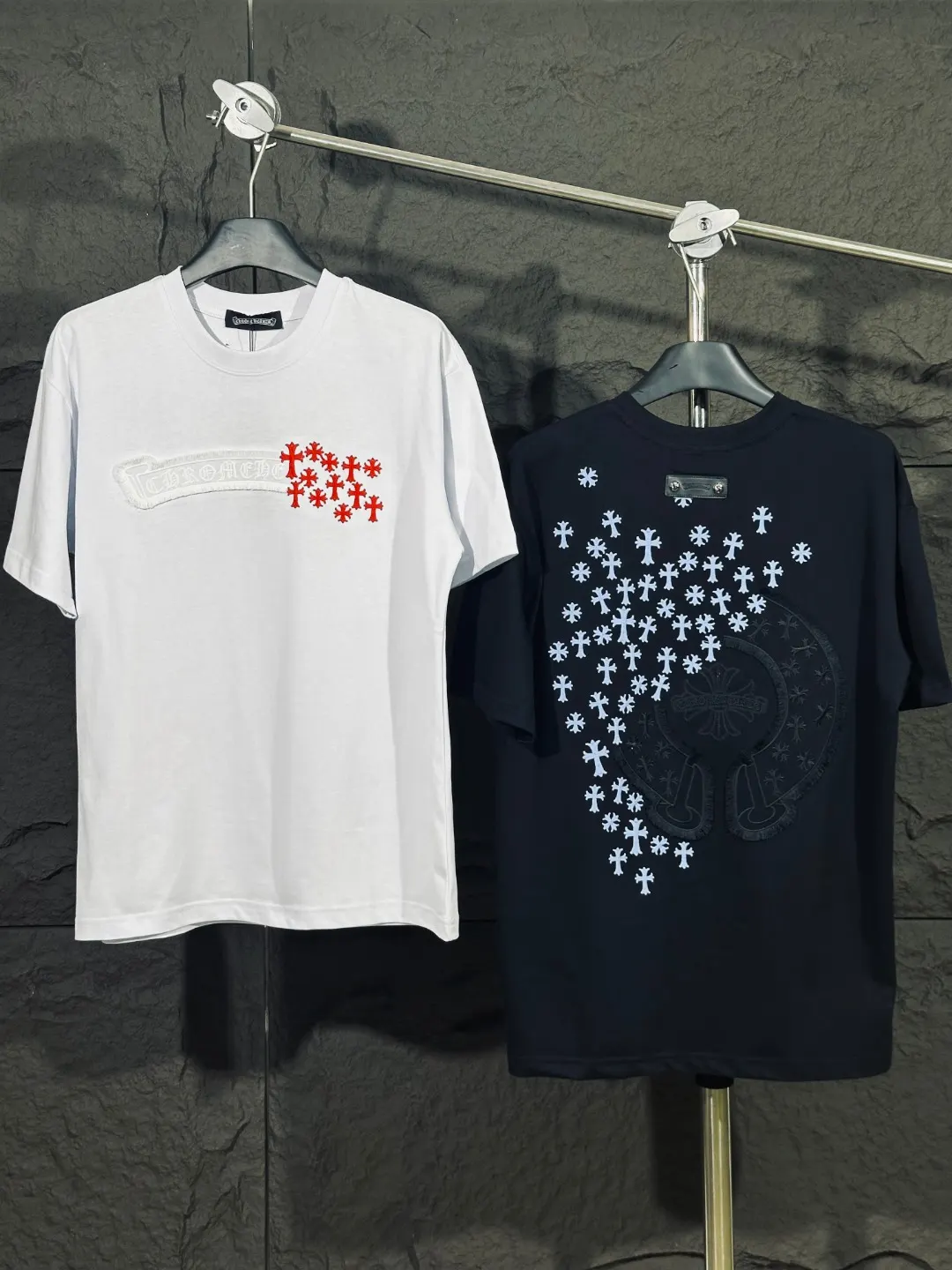 Embroidered Horseshoe Logo Cotton T-Shirt D12812015