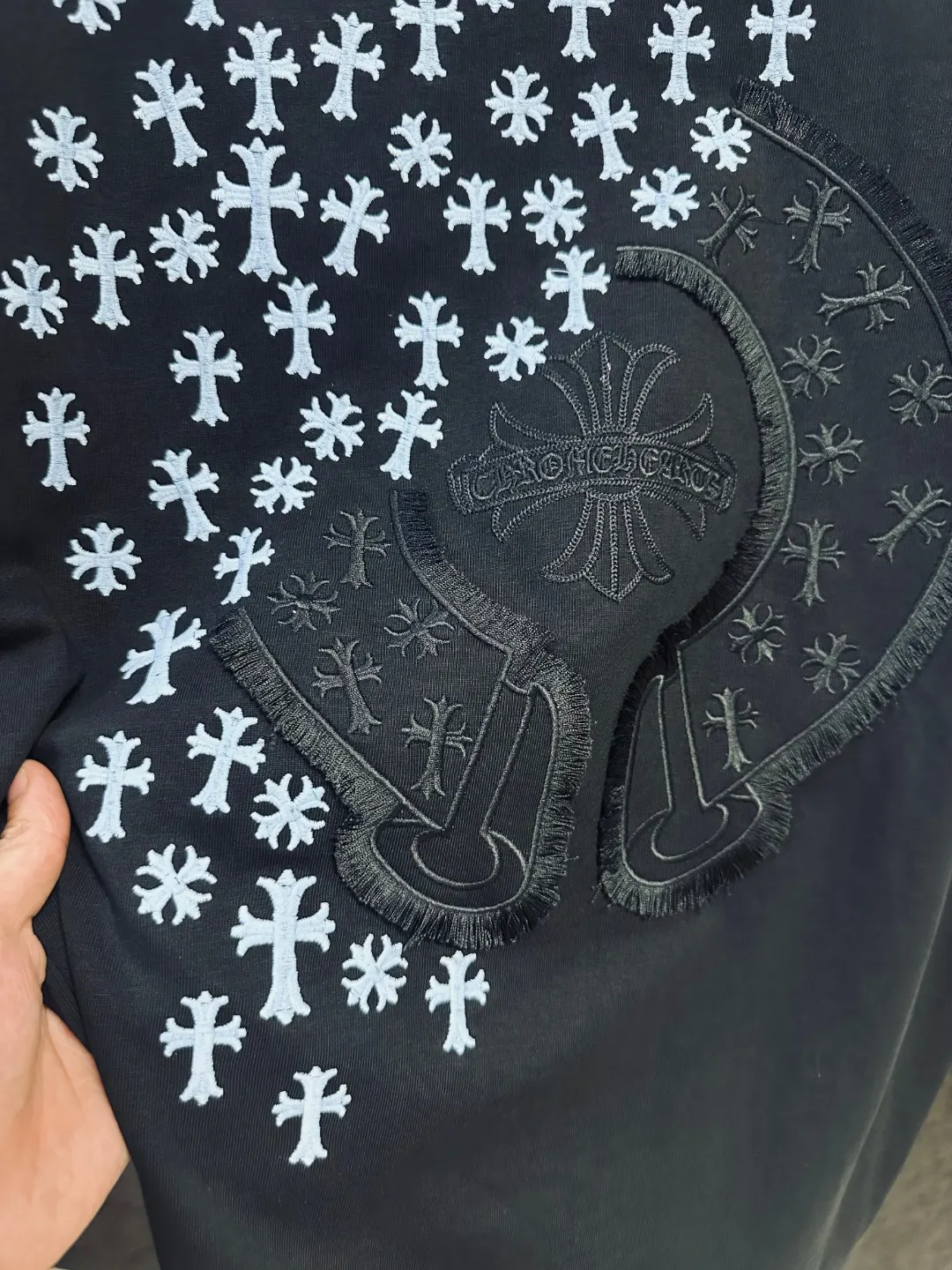 Embroidered Horseshoe Logo Cotton T-Shirt D7815849 — view 2