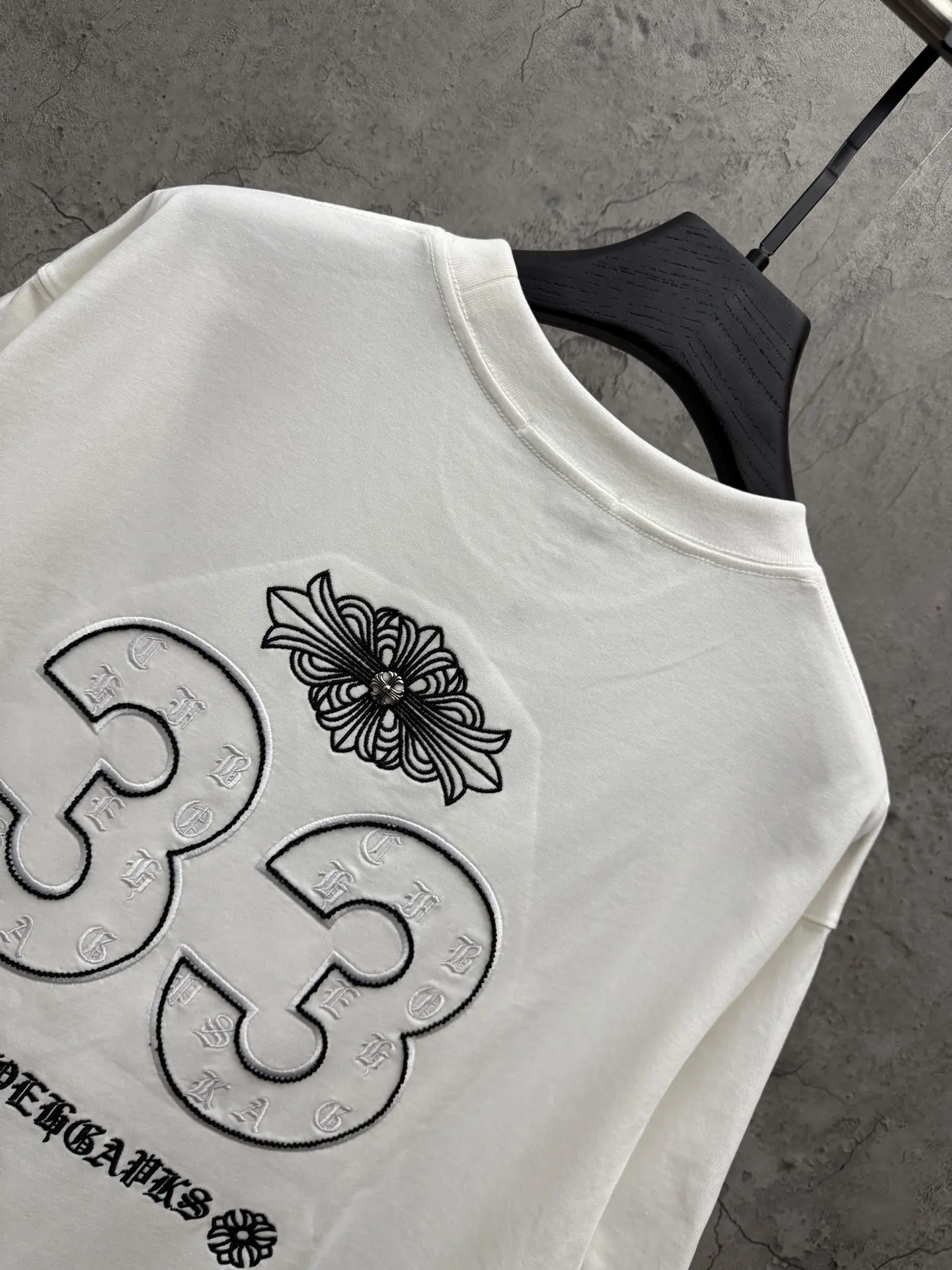 Embroidered Logo Cotton T-Shirt D6815823 — view 6