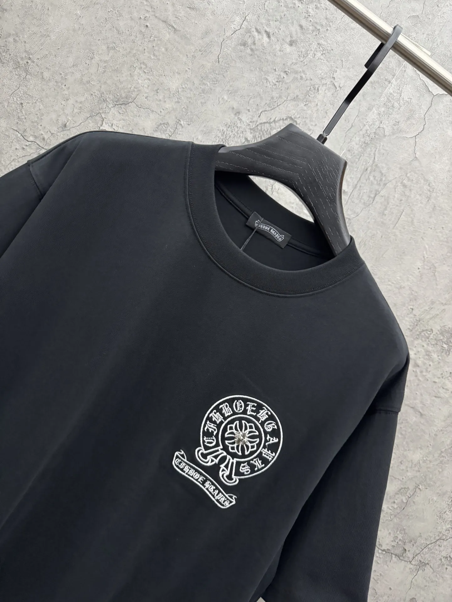 Embroidered Logo Cotton T-Shirt D6815824 — view 3