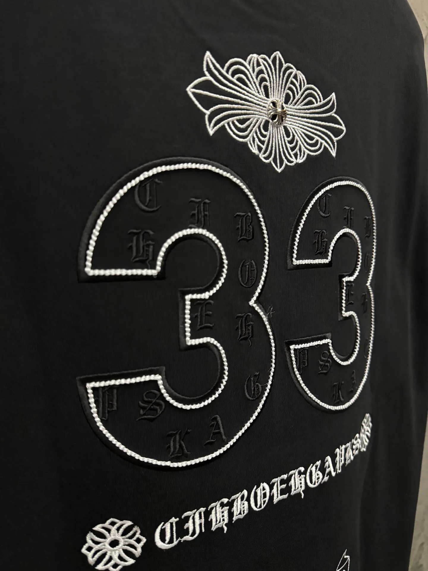 Embroidered Logo Cotton T-Shirt D6815824 — view 8