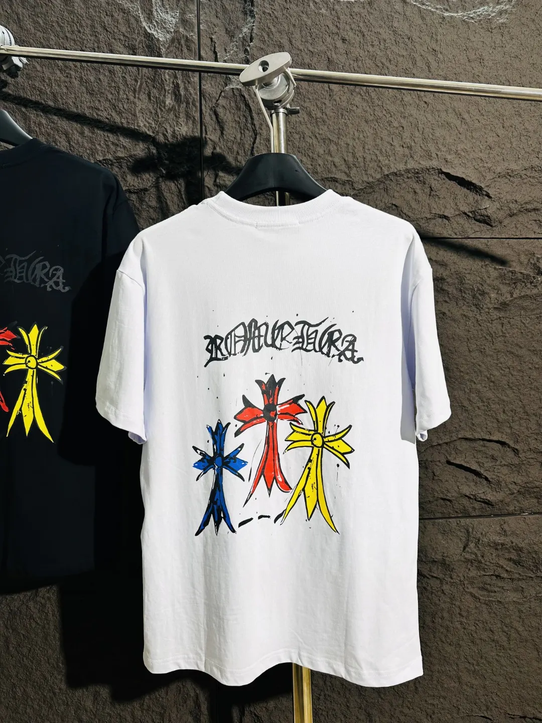 Triple Cross Graphic Print T-Shirt D4515810 — view 8