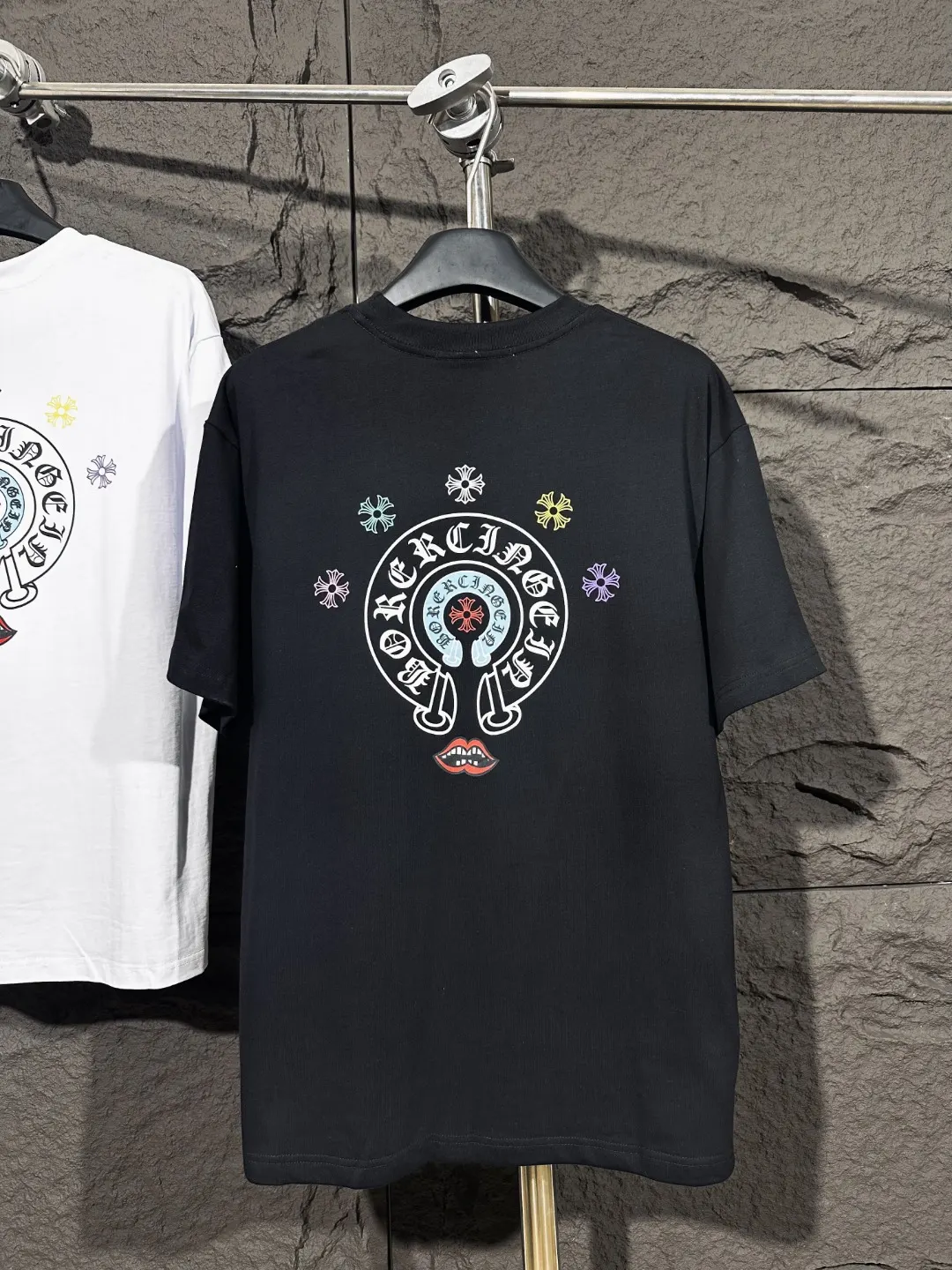 Horseshoe Logo Graphic T-Shirt D4815814 — view 7