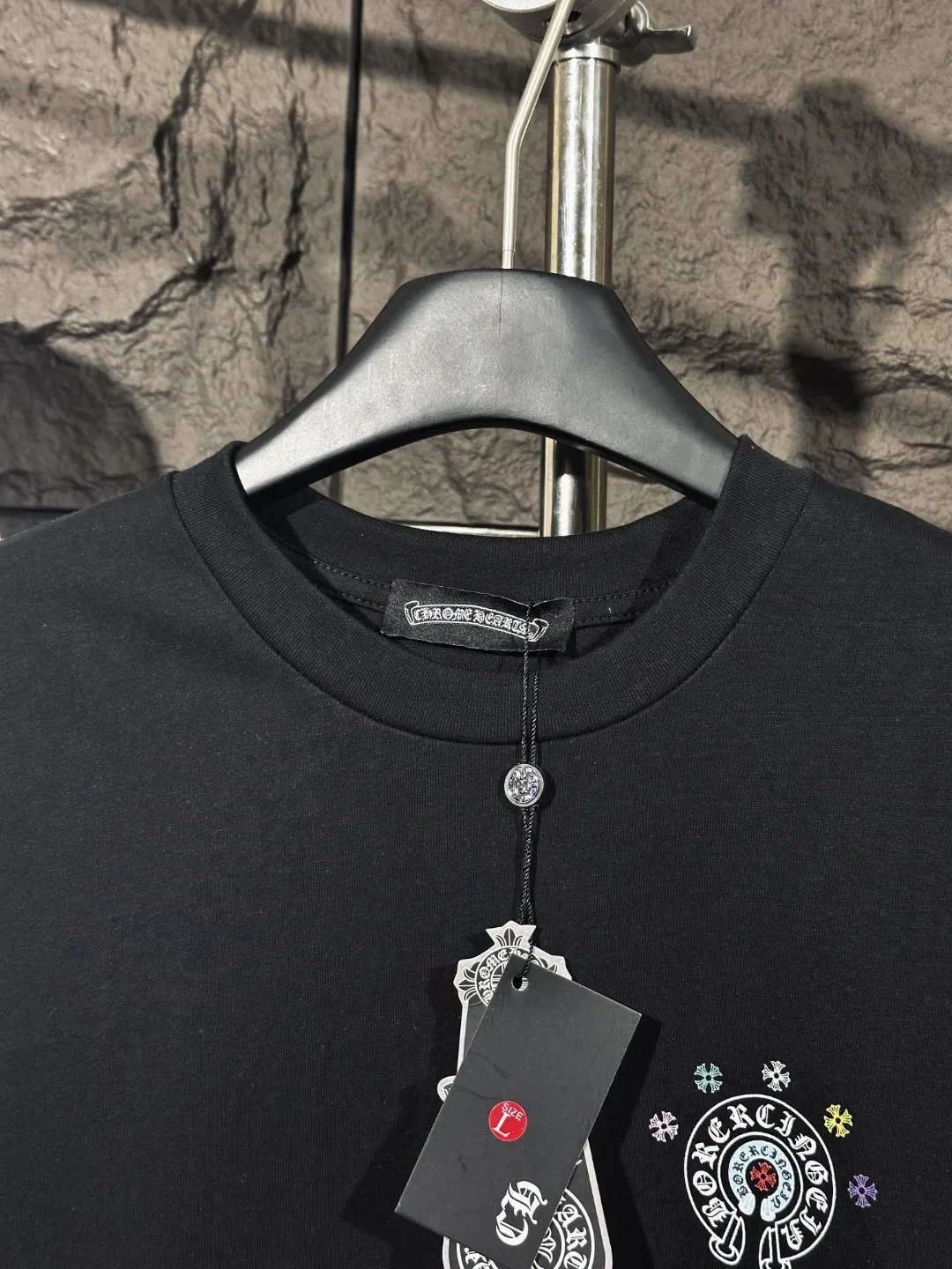 Horseshoe Logo Graphic T-Shirt D4815814 — view 11