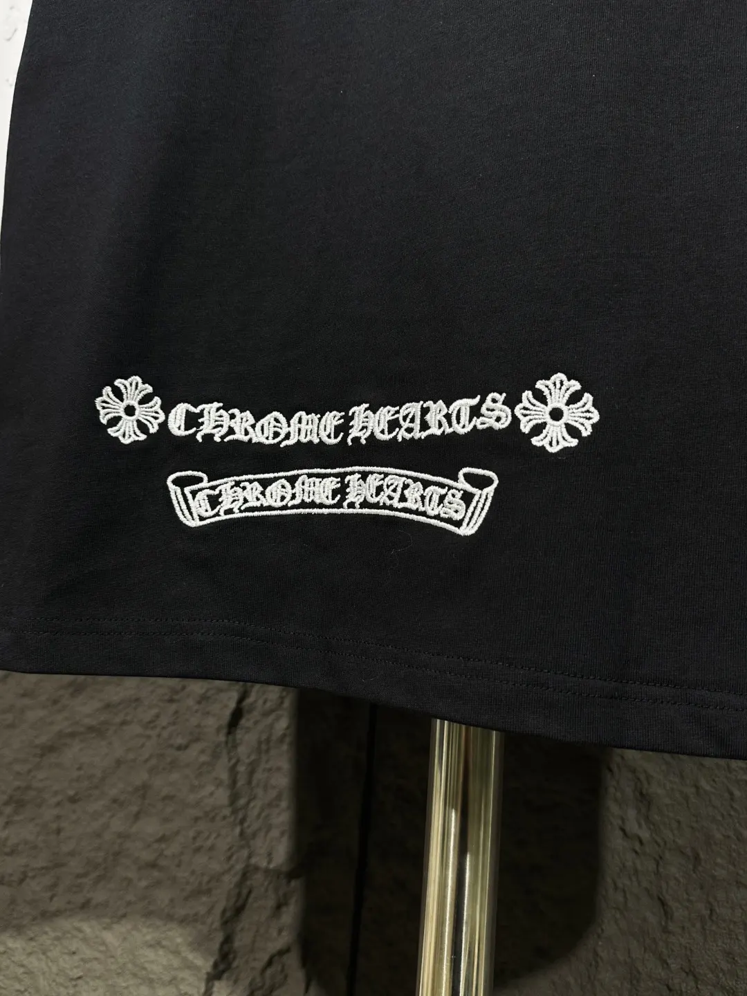 Cross Patch Embroidered Cotton T-Shirt D6015750 — view 4