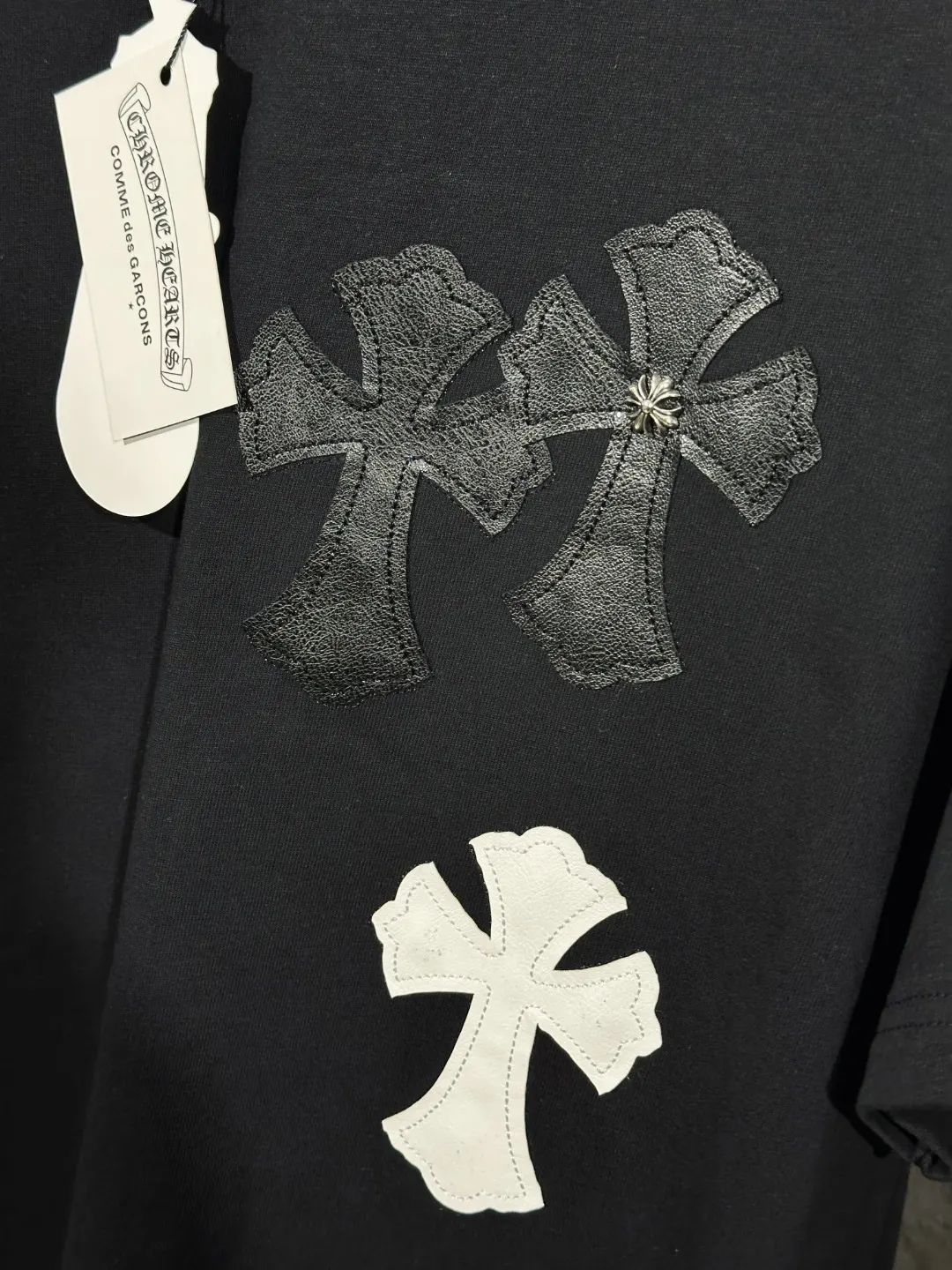 Cross Patch Embroidered Cotton T-Shirt D6015750 — view 7