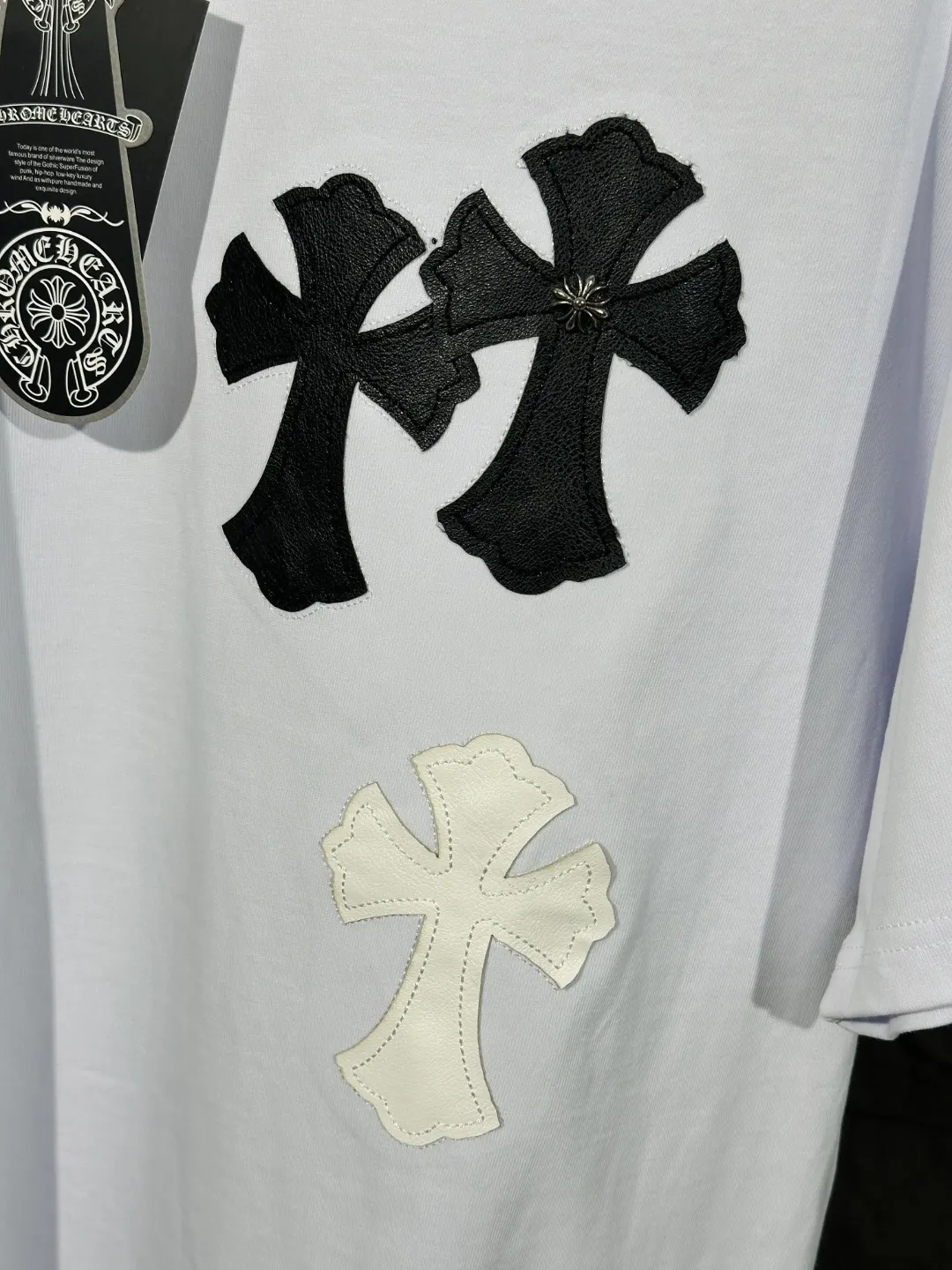 Cross Patch Embroidered Cotton T-Shirt D6015750 — view 11