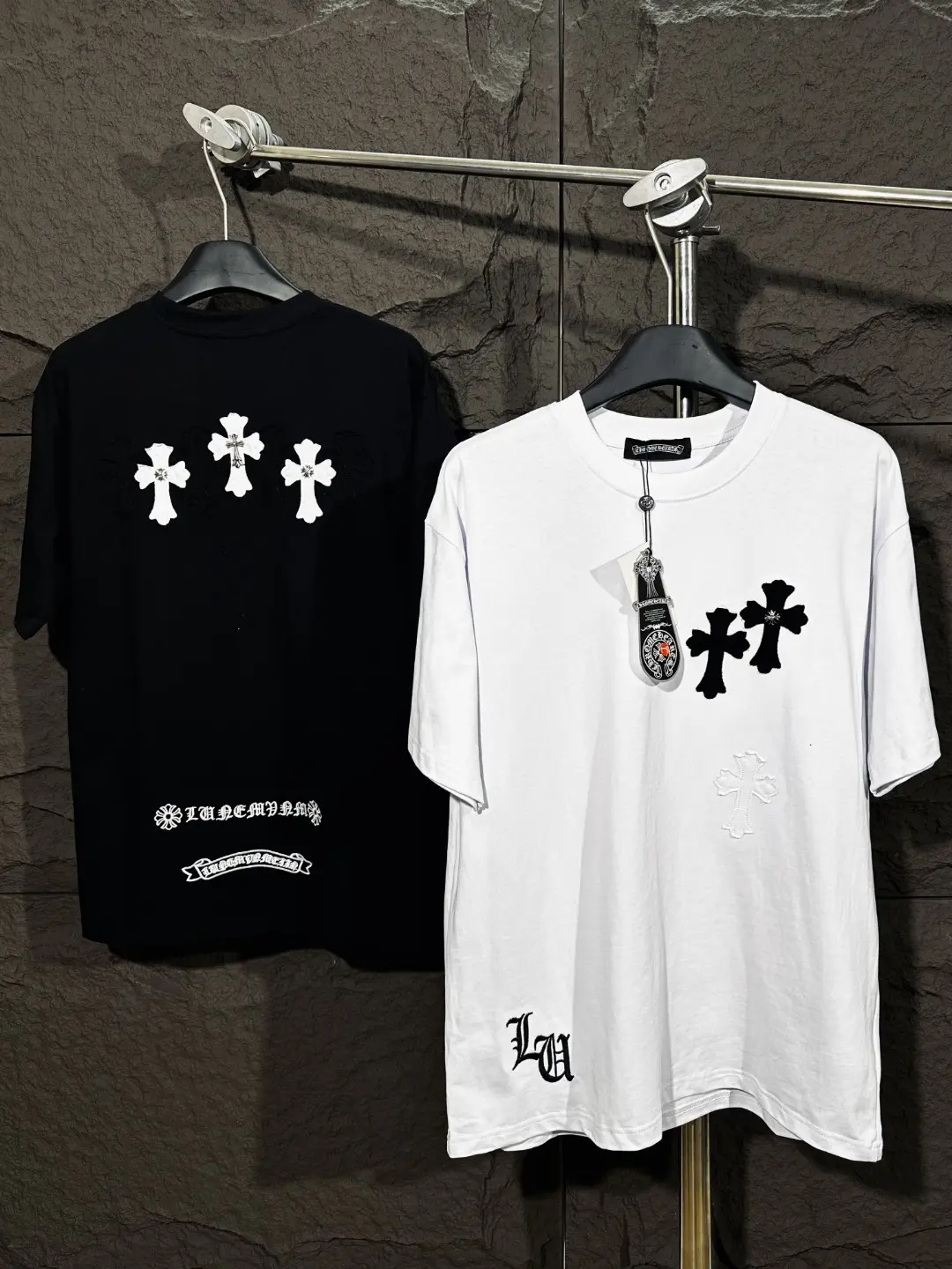 Cross Patch Embroidered Cotton T-Shirt D6015749