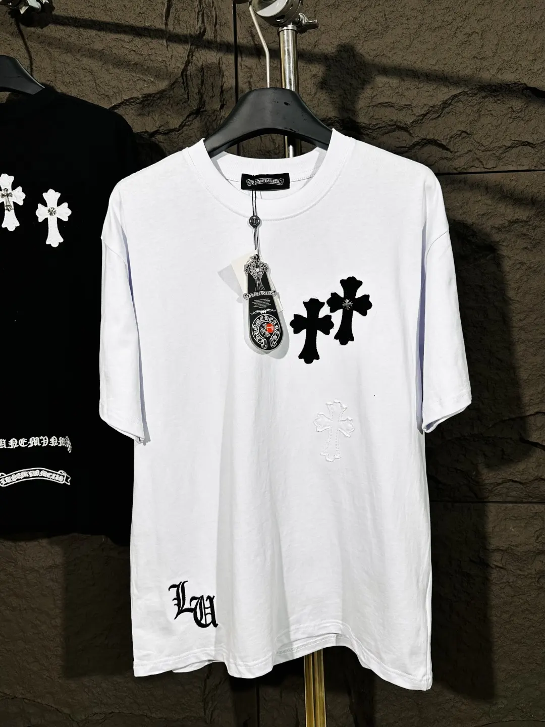 Cross Patch Embroidered Cotton T-Shirt D6015749 — view 2