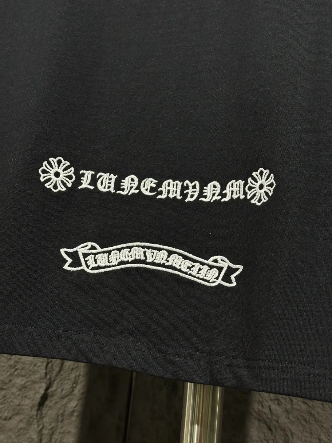 Cross Patch Embroidered Cotton T-Shirt D6015749 — view 11