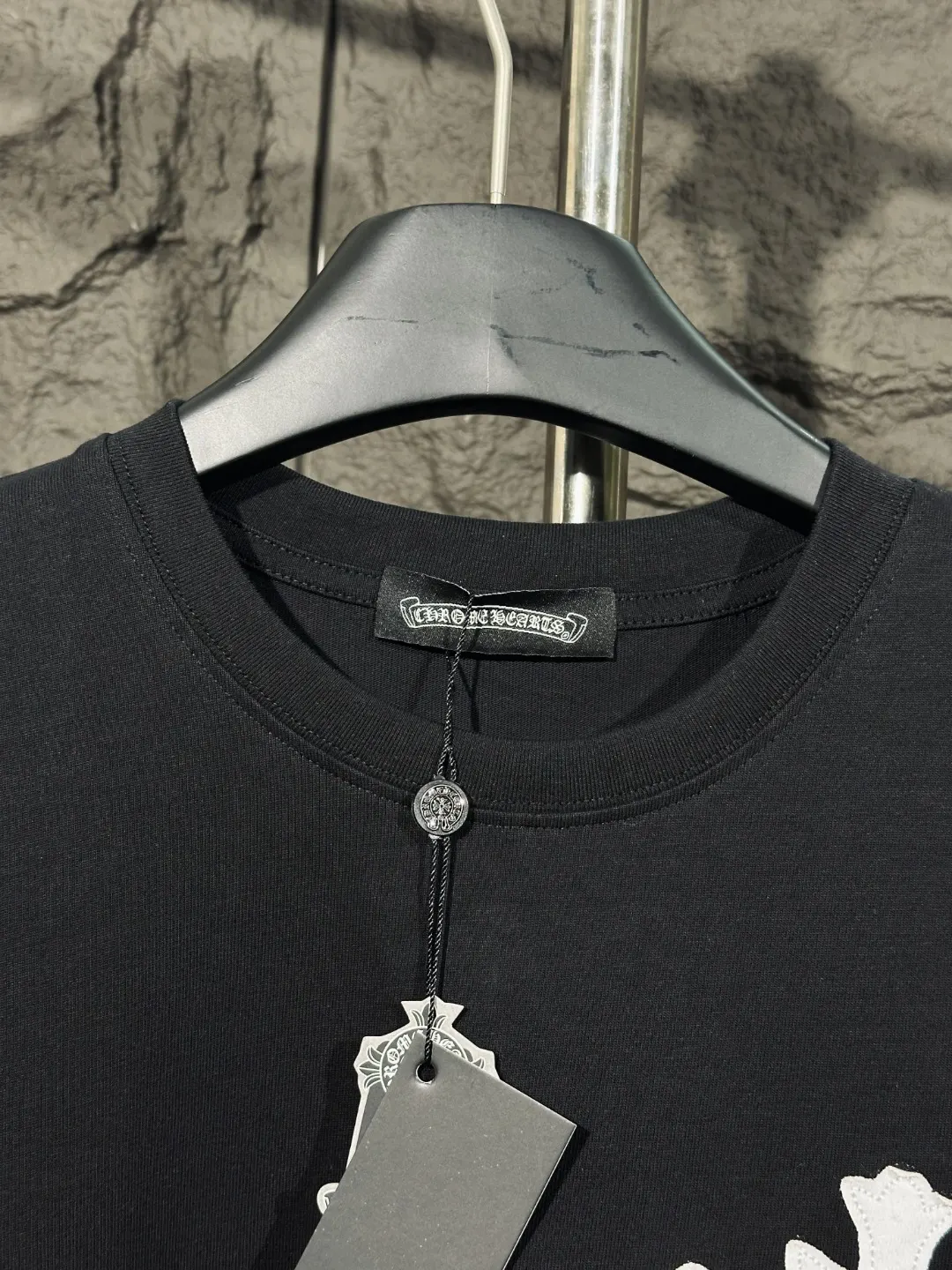Cross Patch Embroidered Cotton T-Shirt D6015749 — view 14