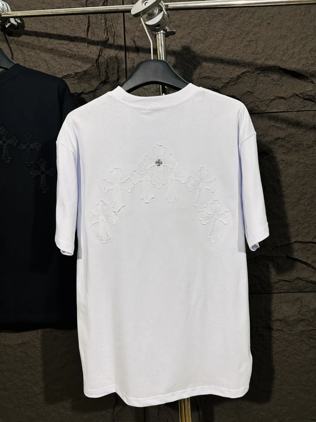 Embroidered Cross Cotton T-Shirt D6015748 — view 5