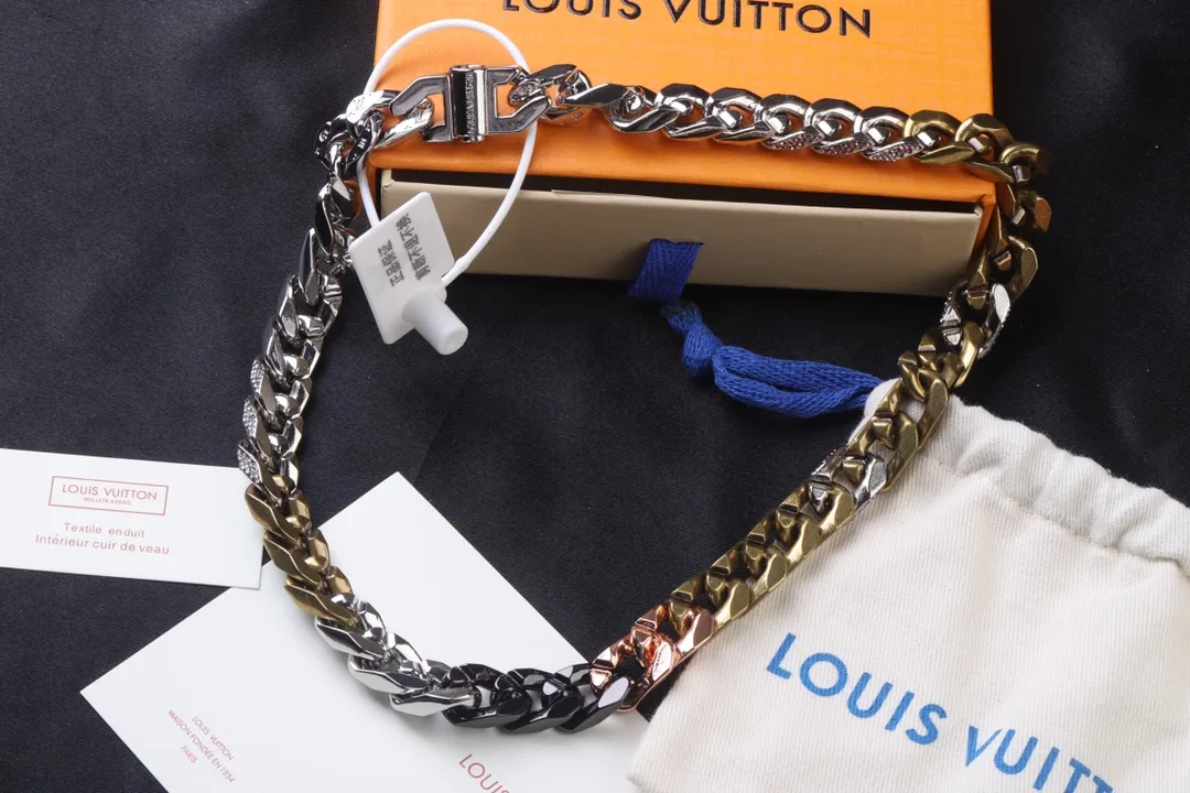 Monogram Chain Links Necklace (Titanium Steel) D21017174 — view 5
