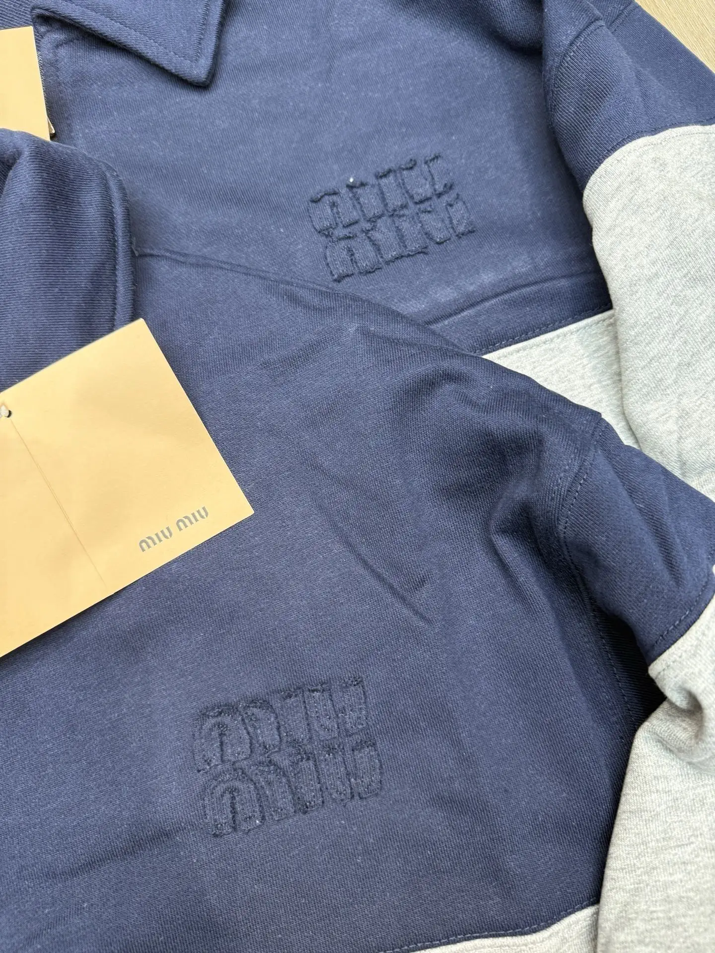 Logo-Embroidered Half-Zip Sweatshirt D11916053 — view 4