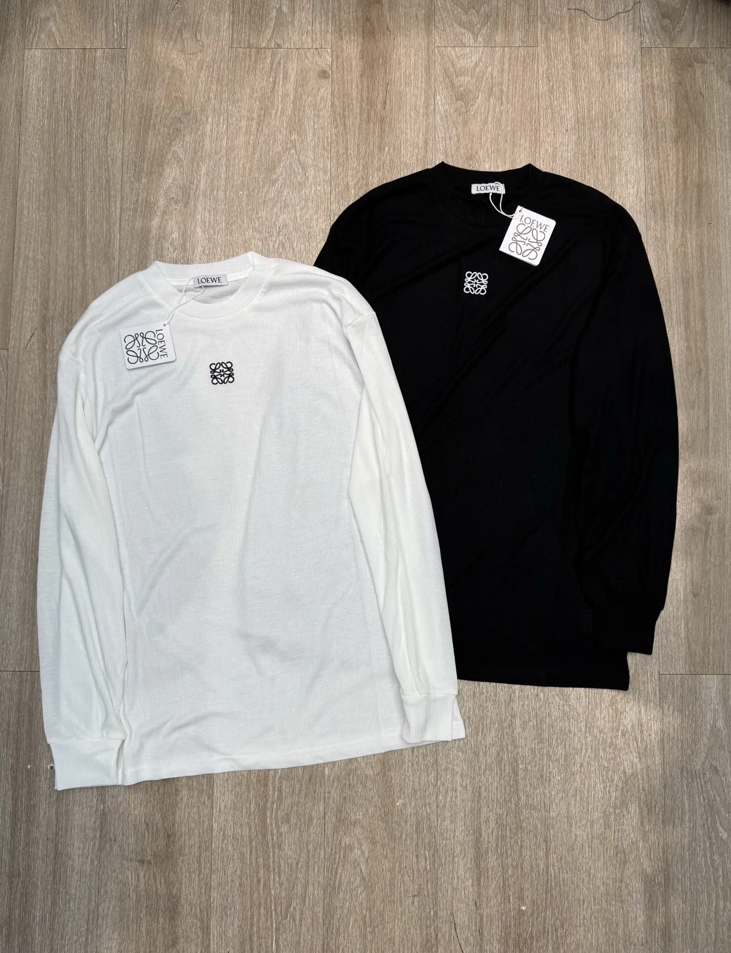 Anagram Embroidered Tencel-Cashmere Long-Sleeve T-Shirt D5916047