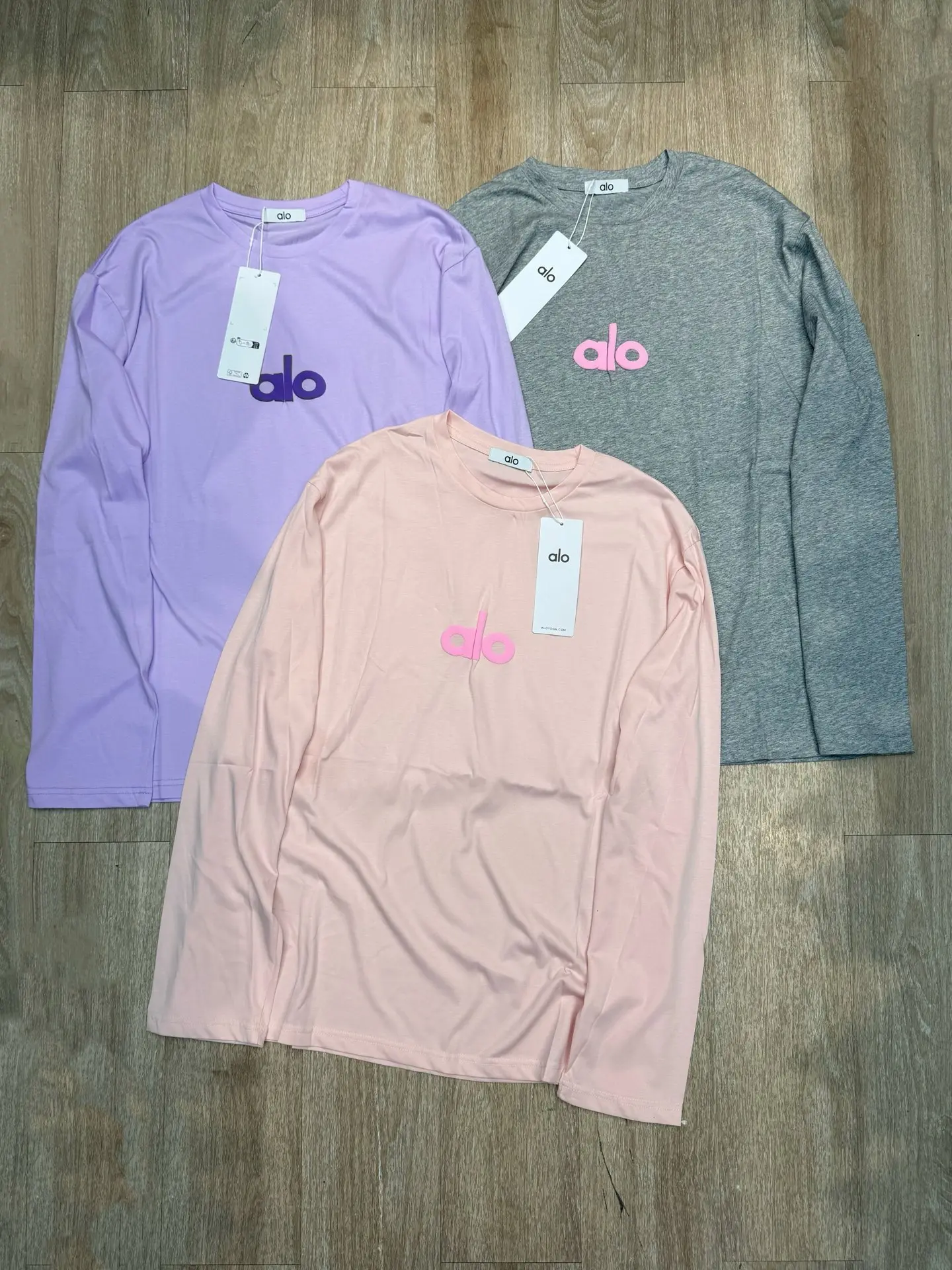 Logo Puff-Print Long-Sleeve T-Shirt D5916045