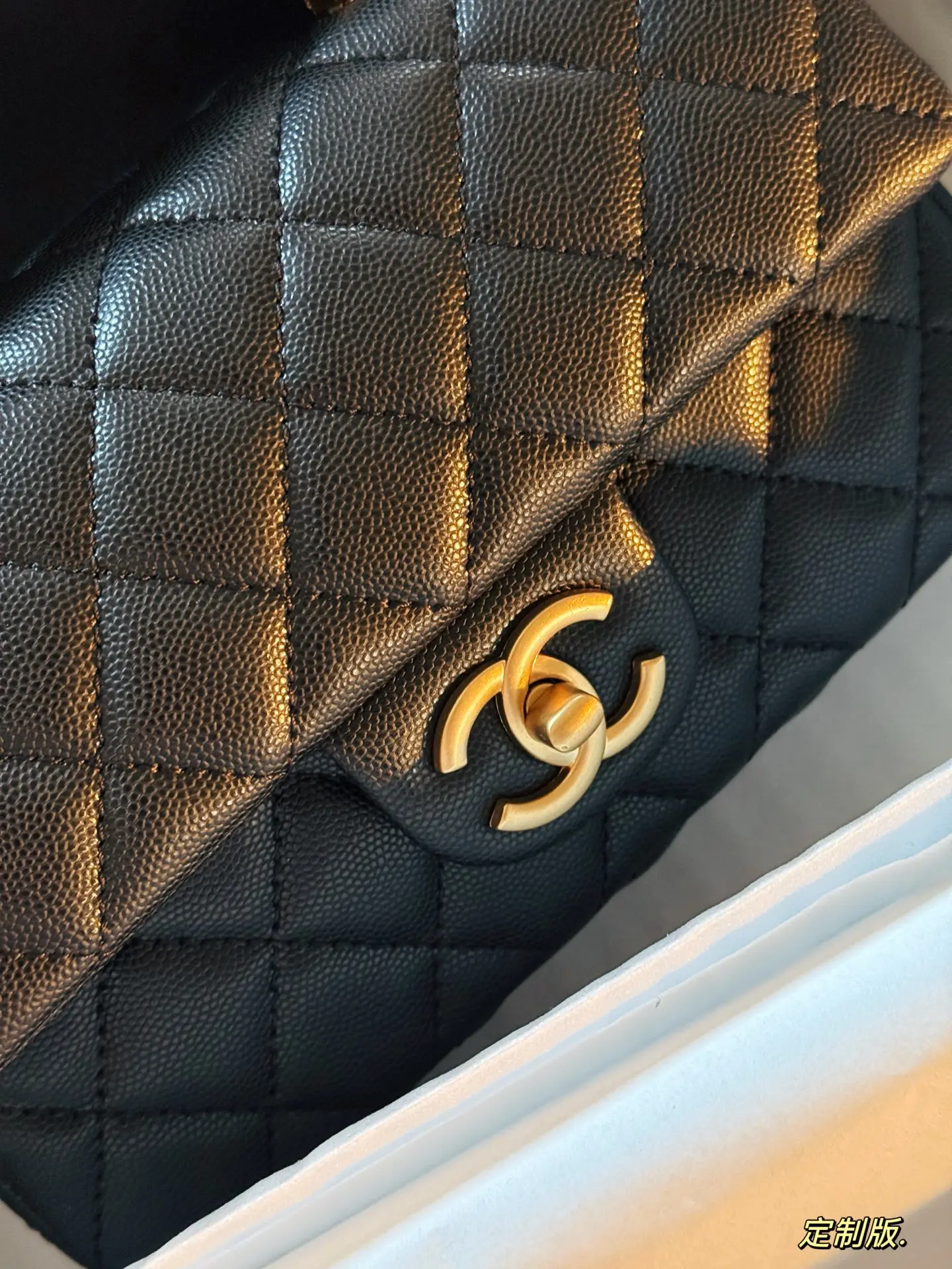 Chanel 23B CF Mini Top-Handle Bag D29511051 — view 3