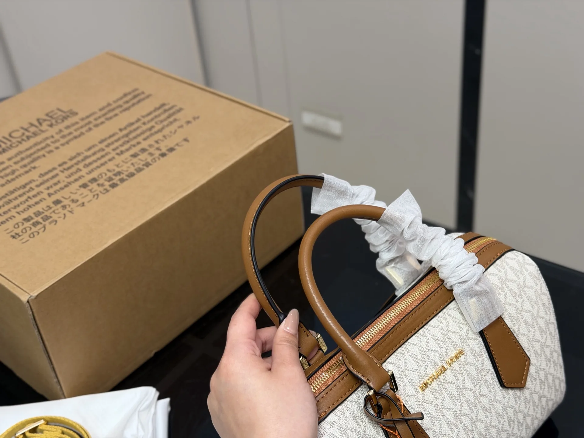 Michael Kors Signature Print Pillow Bag D15011056 — view 3