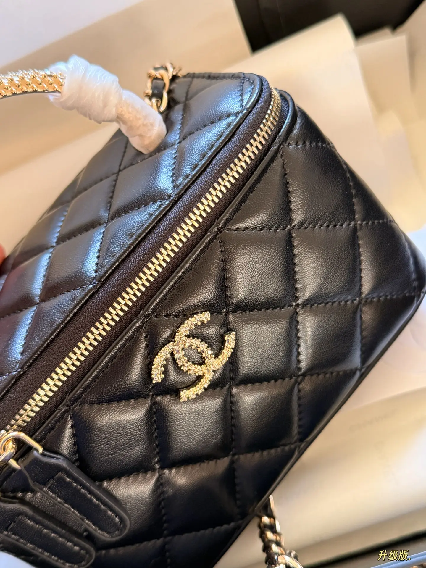 No.12657300 Chanel Box Bag Logo D31011069 — view 5