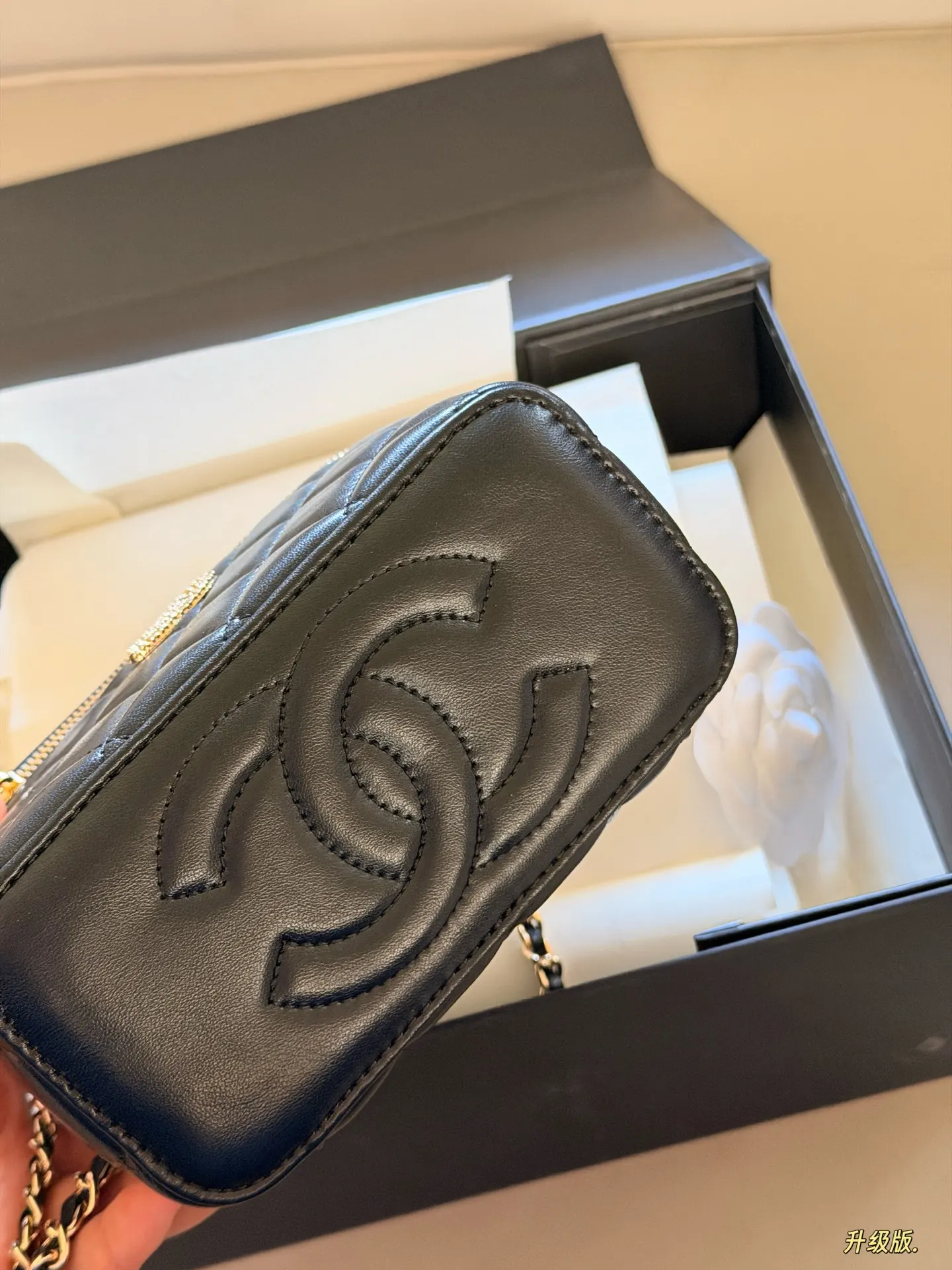 No.12657300 Chanel Box Bag Logo D31011069 — view 7