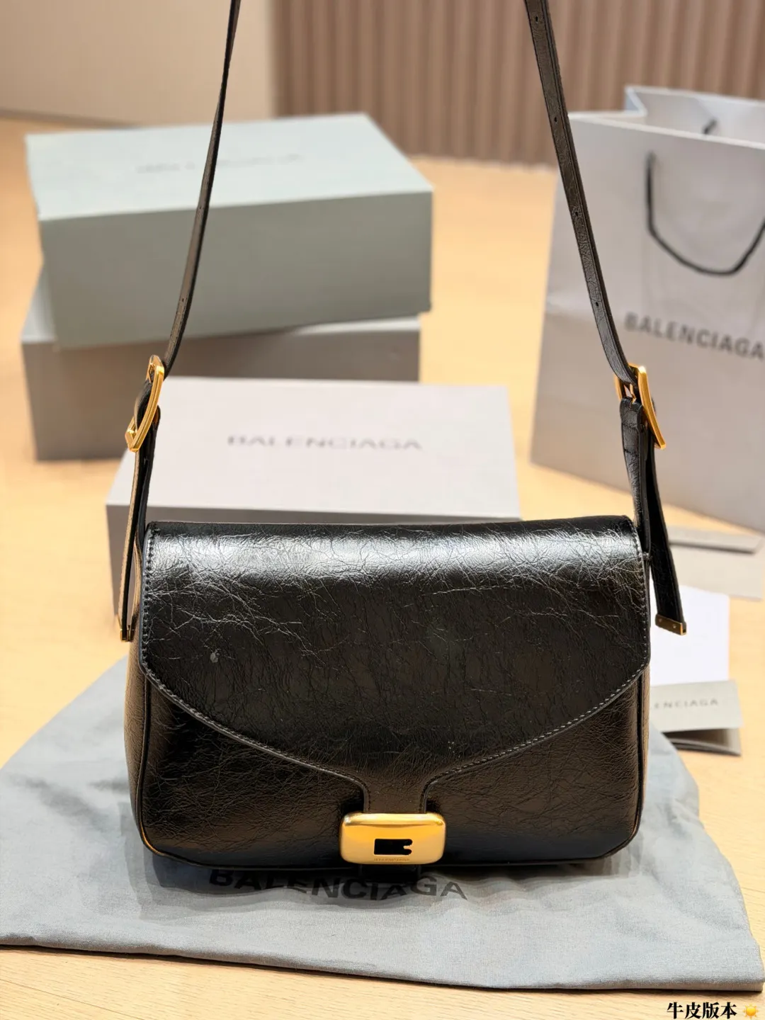 Balenciaga Cruiser Monogram Shoulder Bag D19011079
