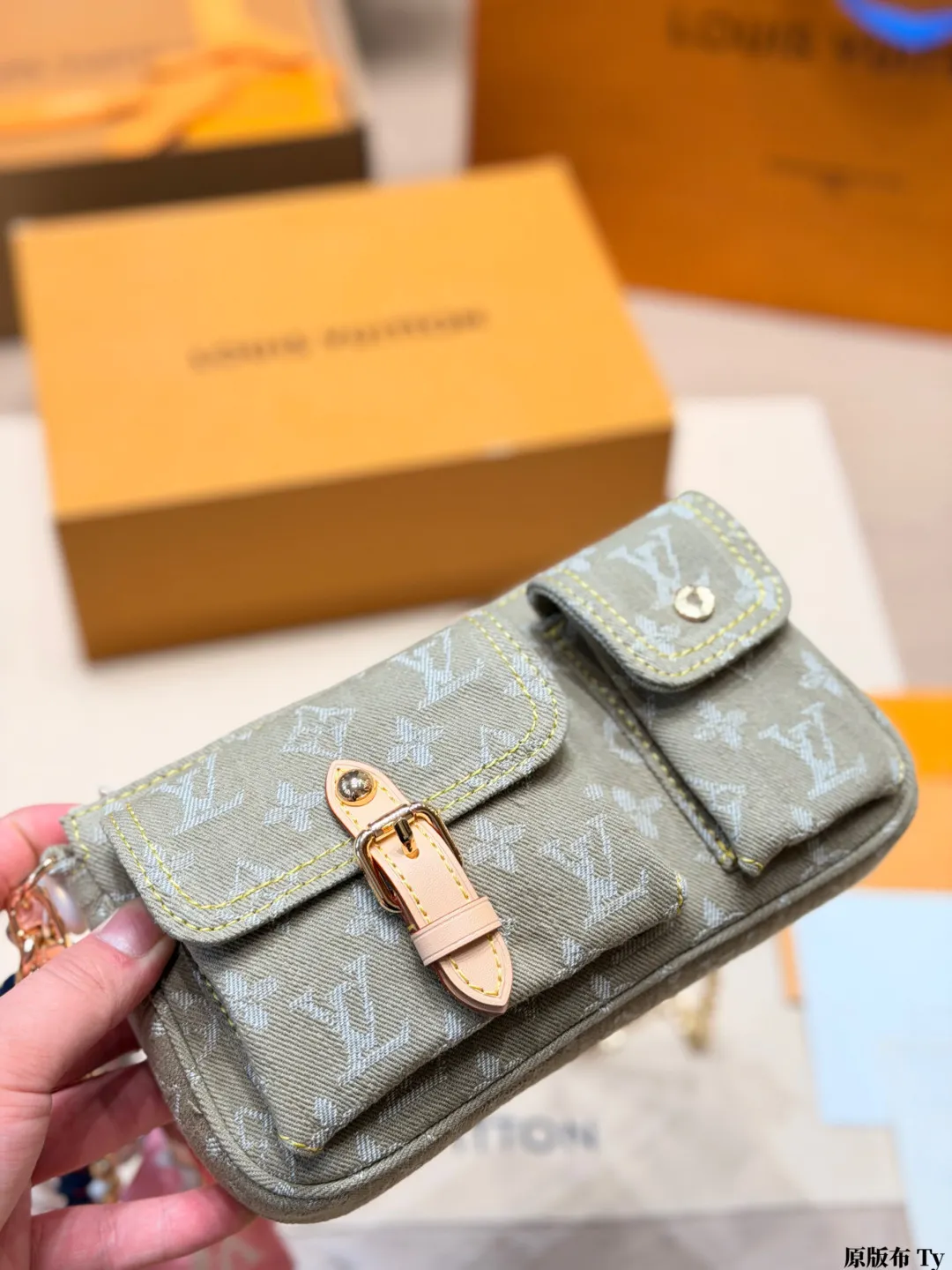 Monogram Denim Cargo Shoulder Bag D32011082 — view 7