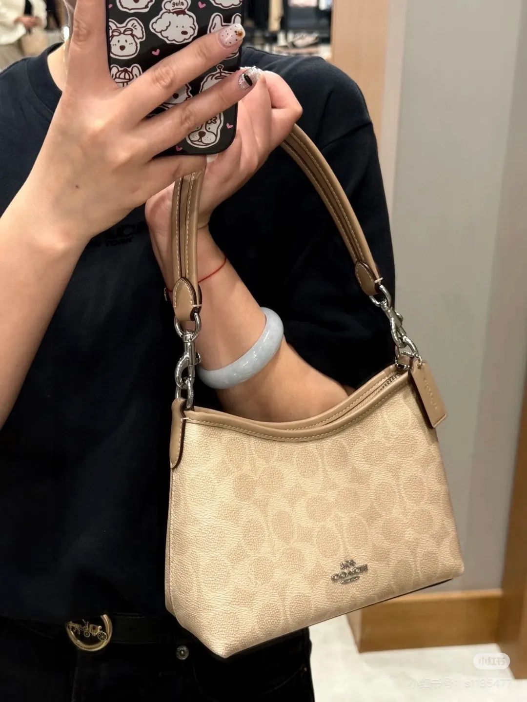 Coach Mini Signature Hobo Bag D28511083 — view 4