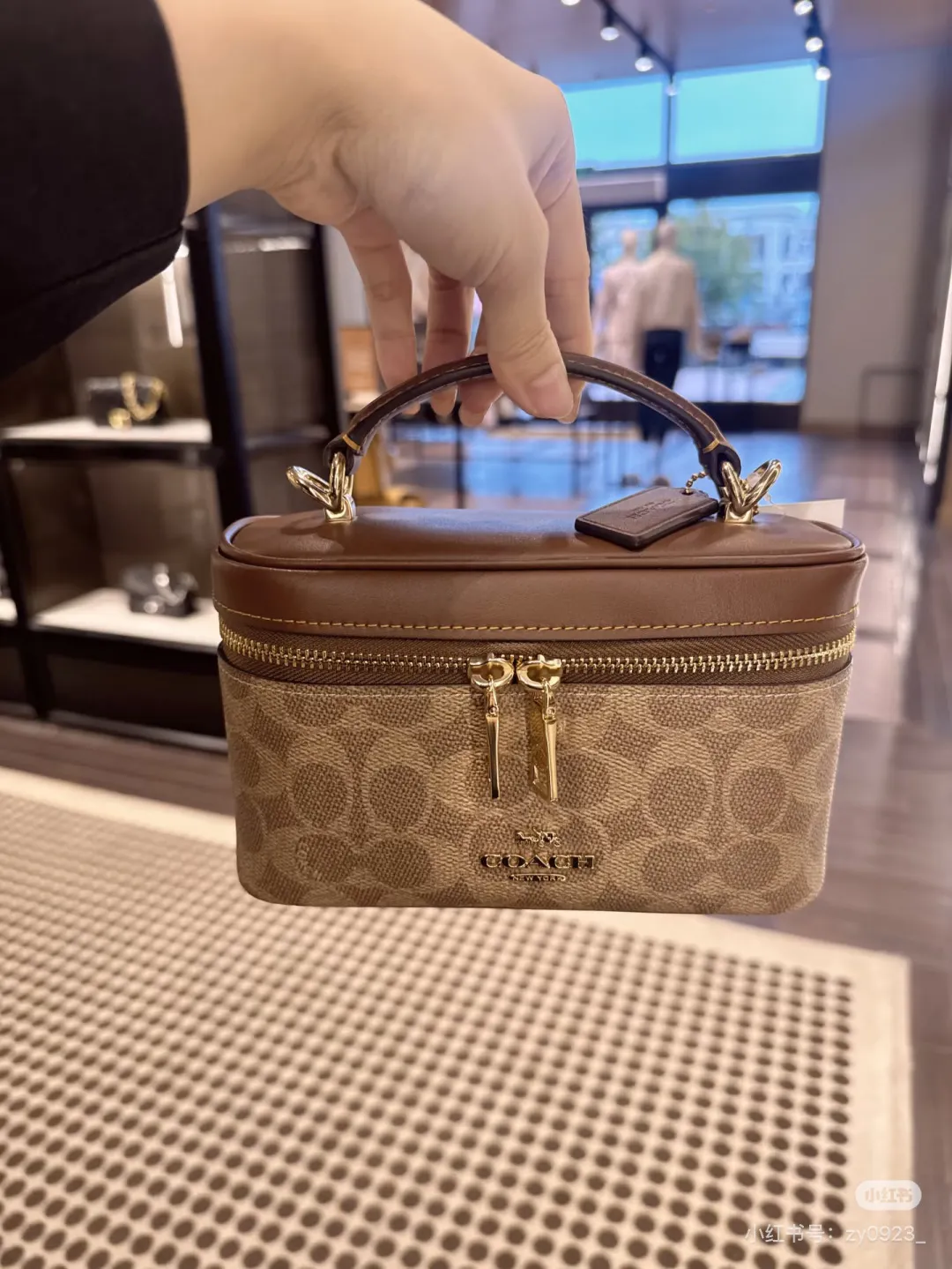 Coach Rainer Signature Canvas Box Bag D20011089 — view 4