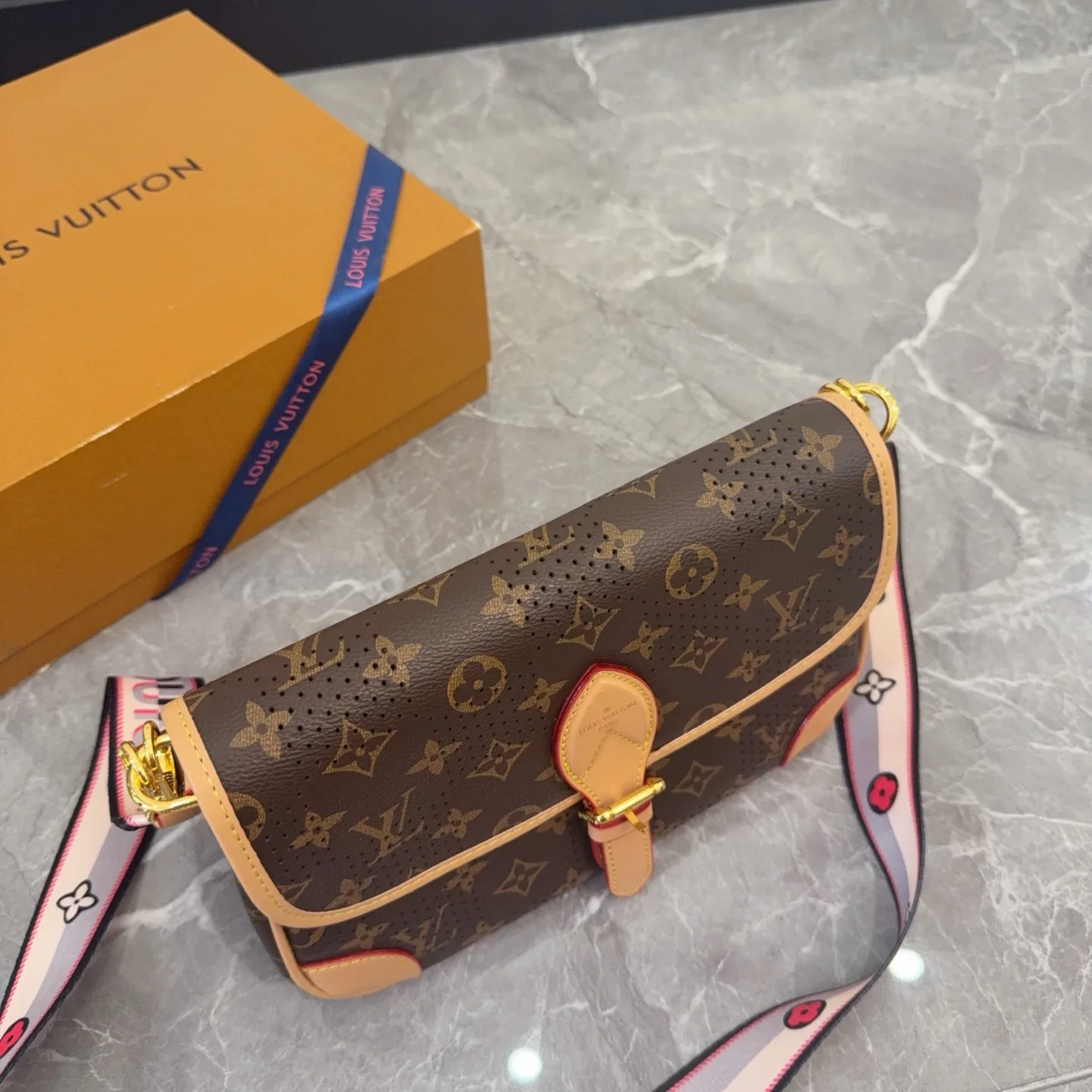 Louis Vuitton Diane Monogram Perforated Shoulder Bag D28511091 — view 5