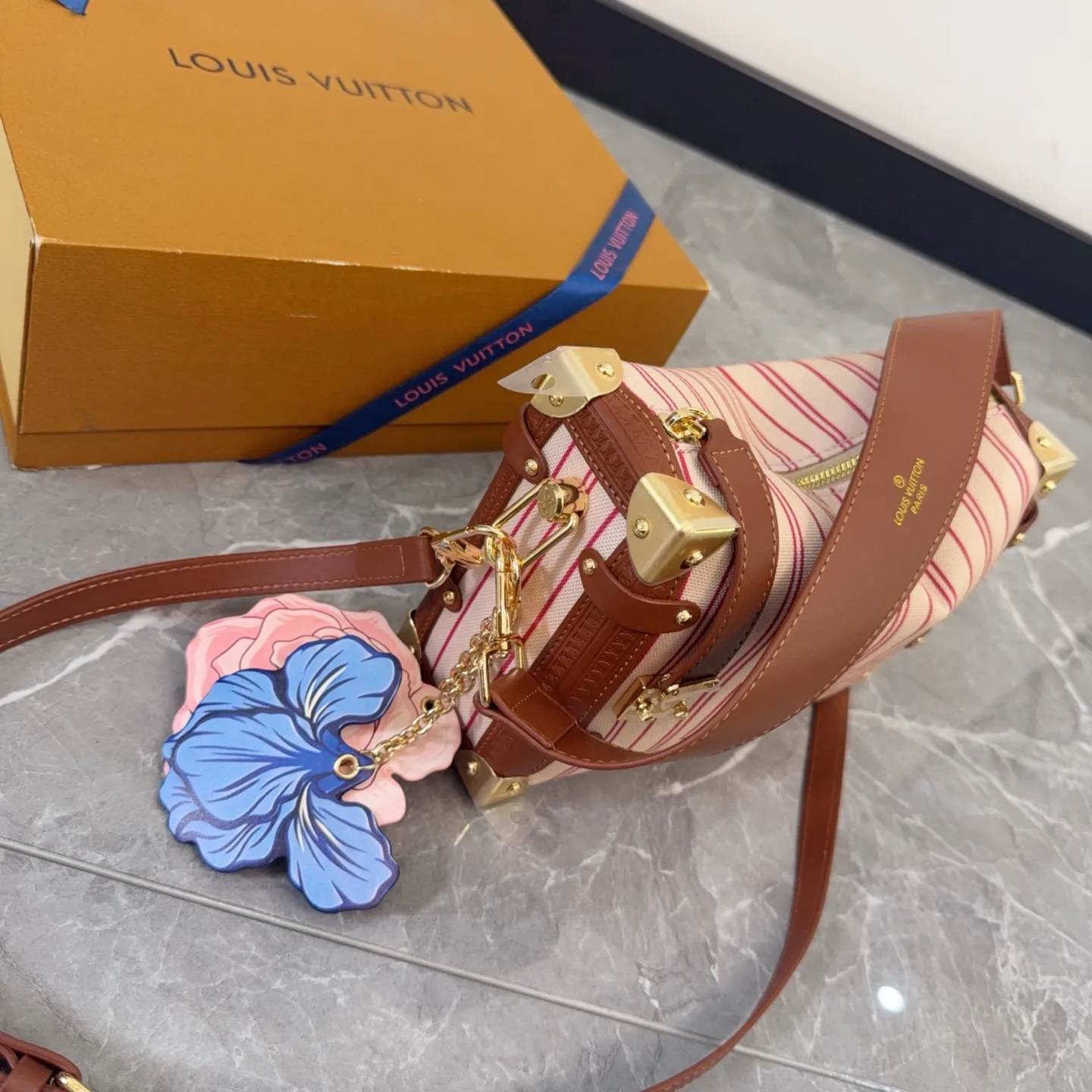 Louis Vuitton Trunk Soft Box Bag D31011010 — view 3